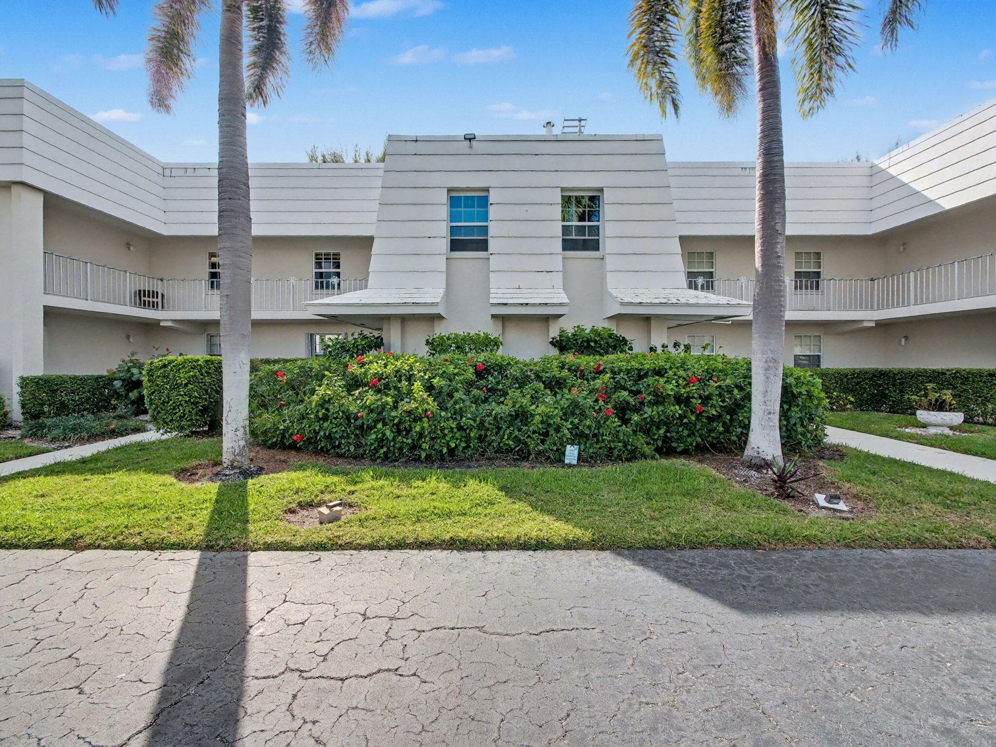 1205 Sandy Lane 246, Singer Island, FL 33404 — photo 1 of 30