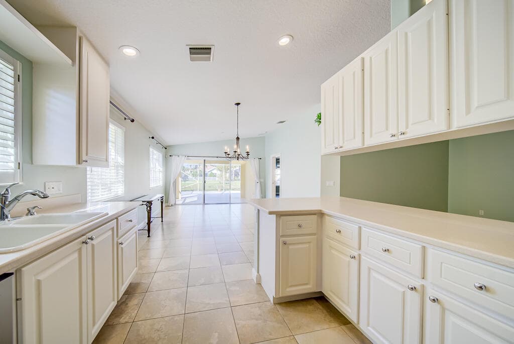 8199 Saint Johns Court, Wellington, FL 33414 — photo 13 of 46