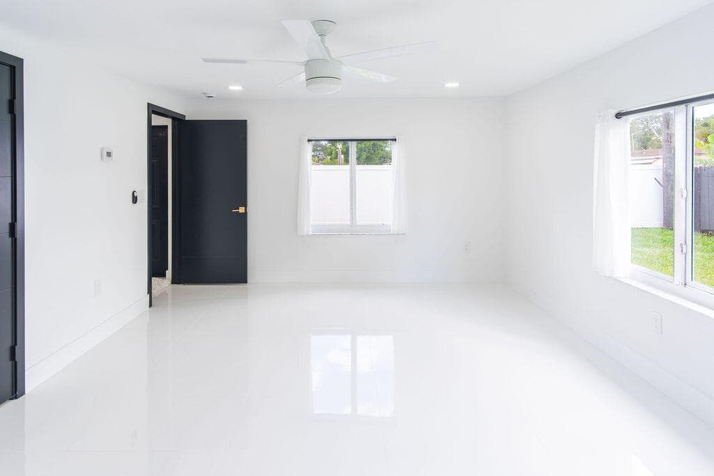 6370 Plunkett Street, Hollywood, FL 33023 — photo 23 of 37