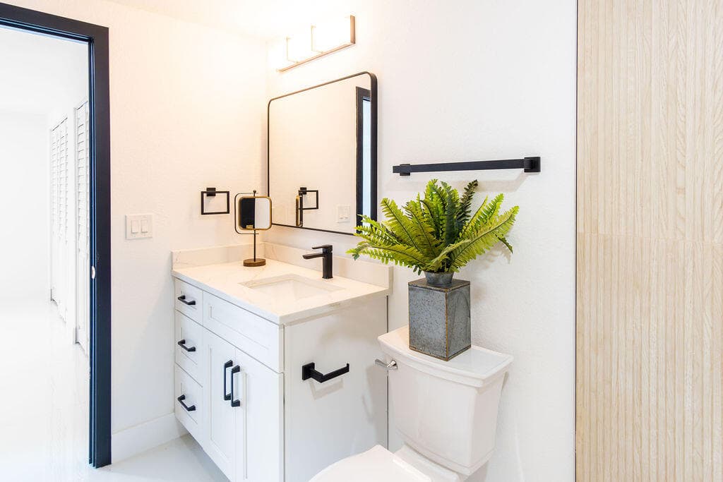 6370 Plunkett Street, Hollywood, FL 33023 — photo 14 of 37