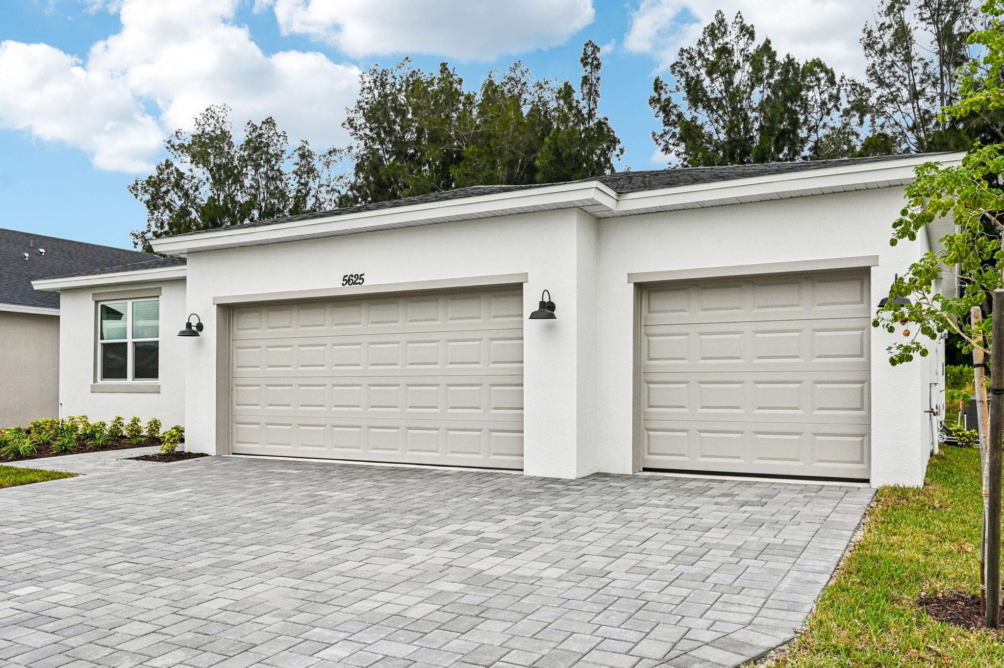 5625 Hampton Park Circle, Vero Beach, FL 32966 — photo 2 of 36