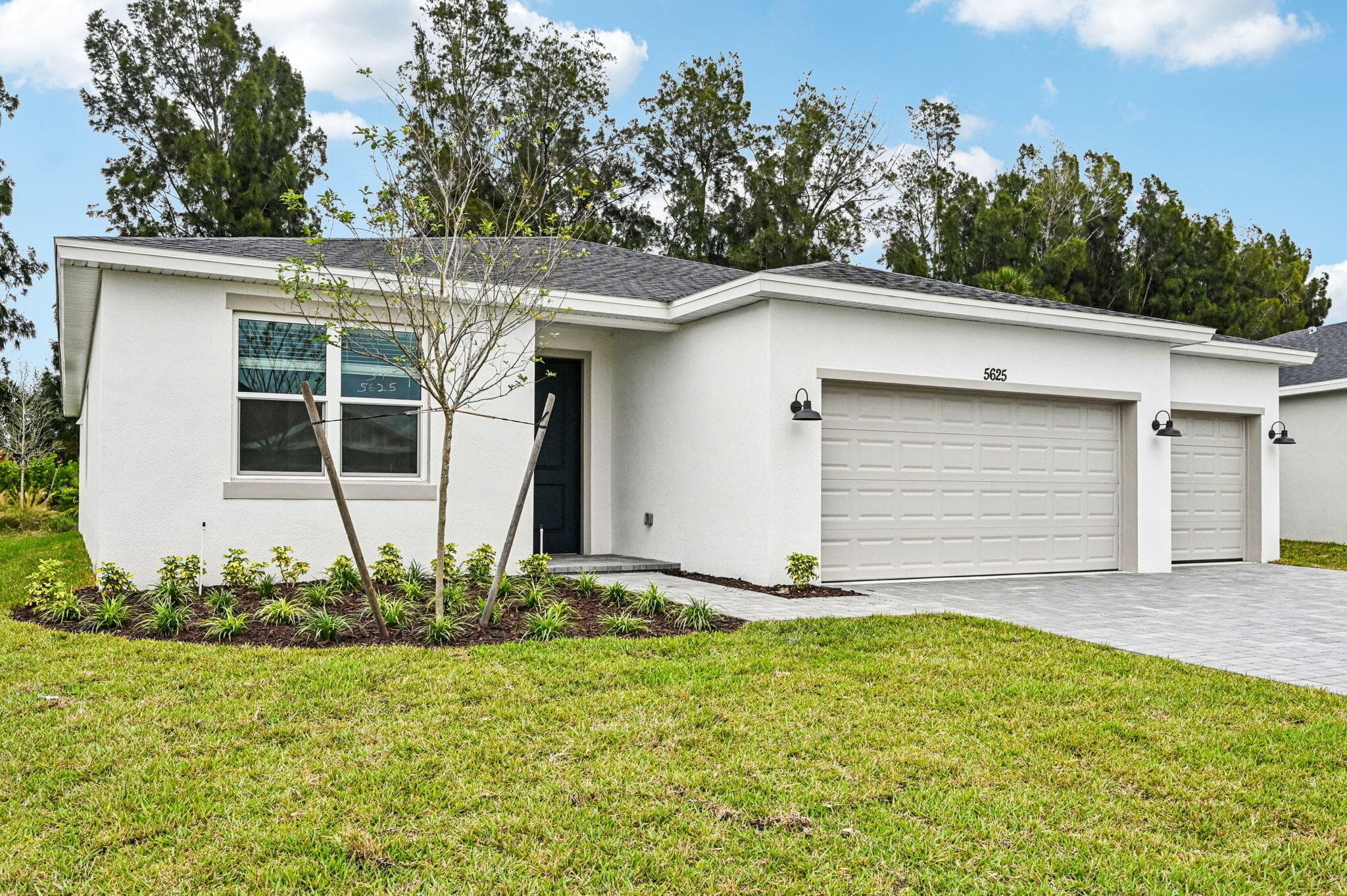 5625 Hampton Park Circle, Vero Beach, FL 32966 — photo 3 of 36