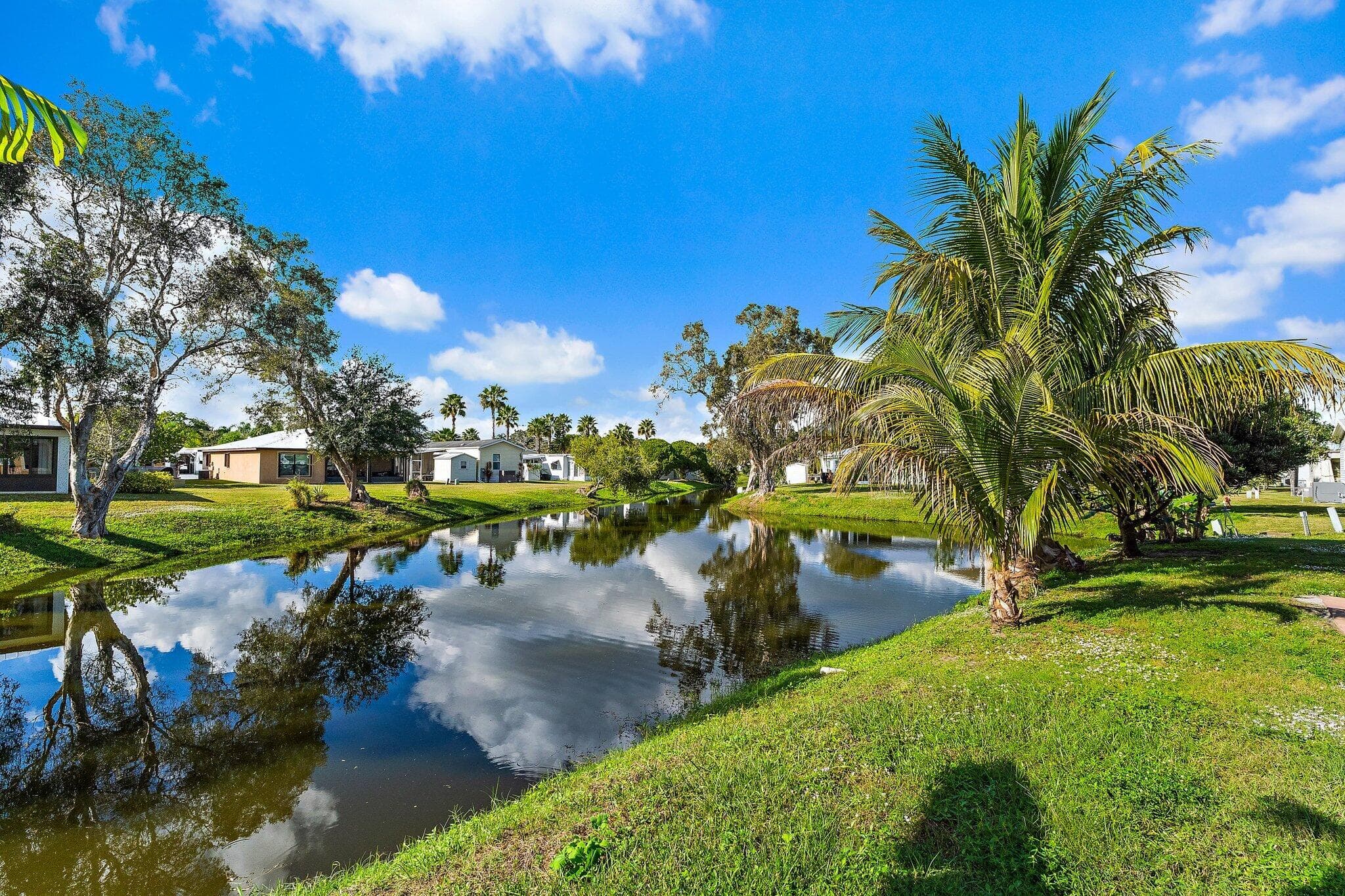 3 S Granada Lane, Port St. Lucie, FL 34952 — photo 2 of 33