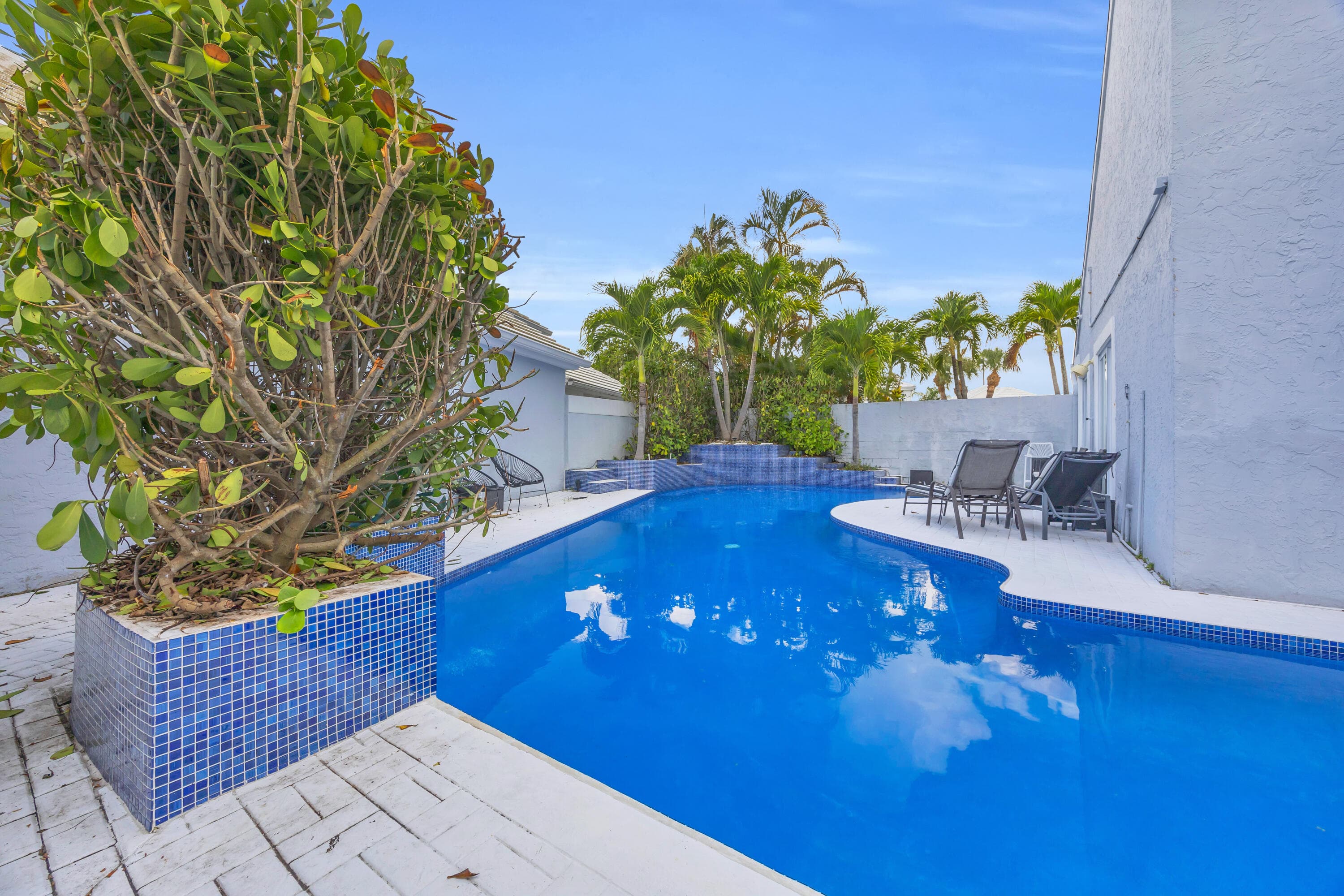 39 Dorchester Circle, Palm Beach Gardens, FL 33418 — photo 15 of 16