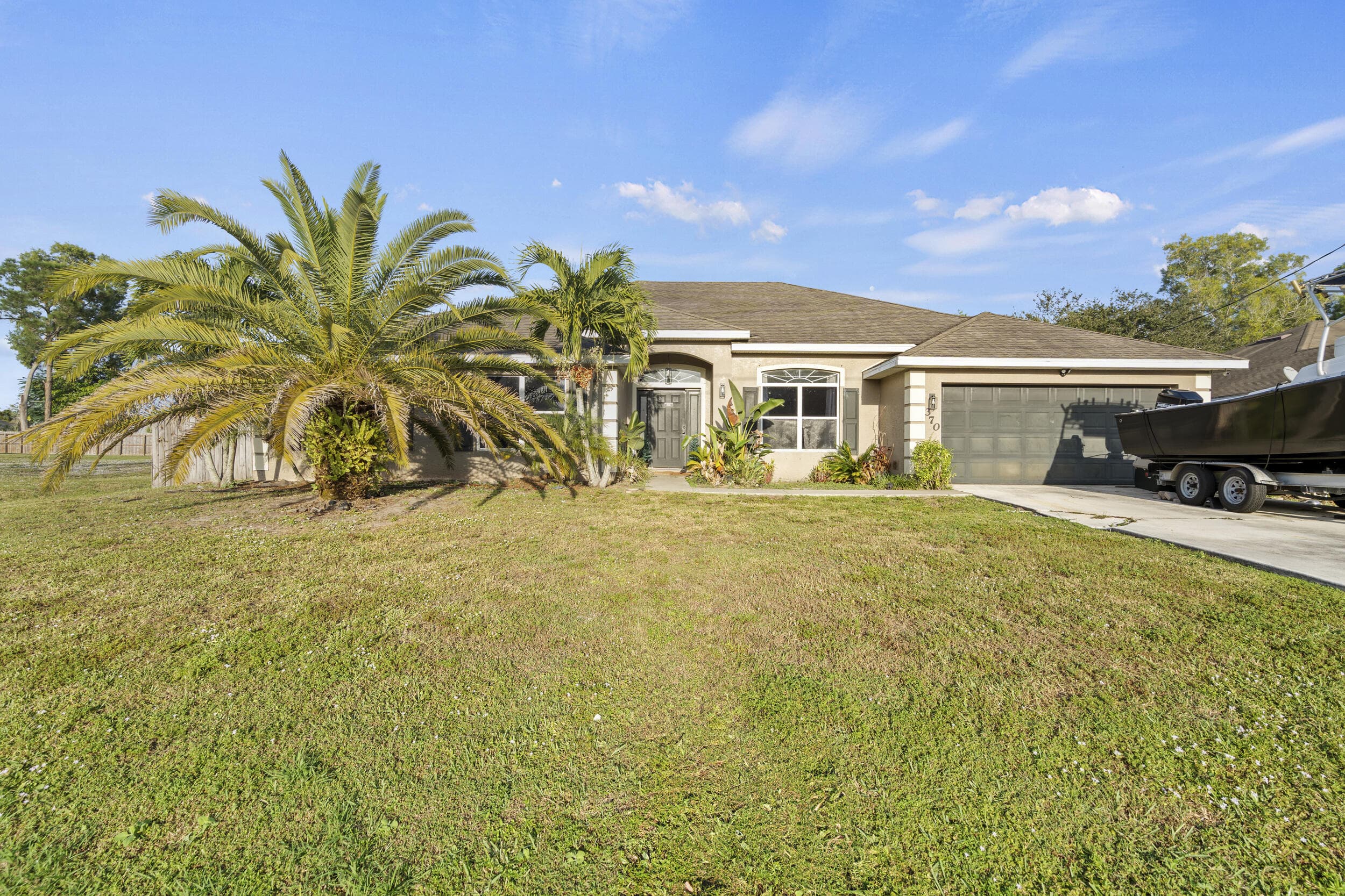 370 SW Tulip Boulevard, Port St. Lucie, FL 34953 — photo 2 of 64