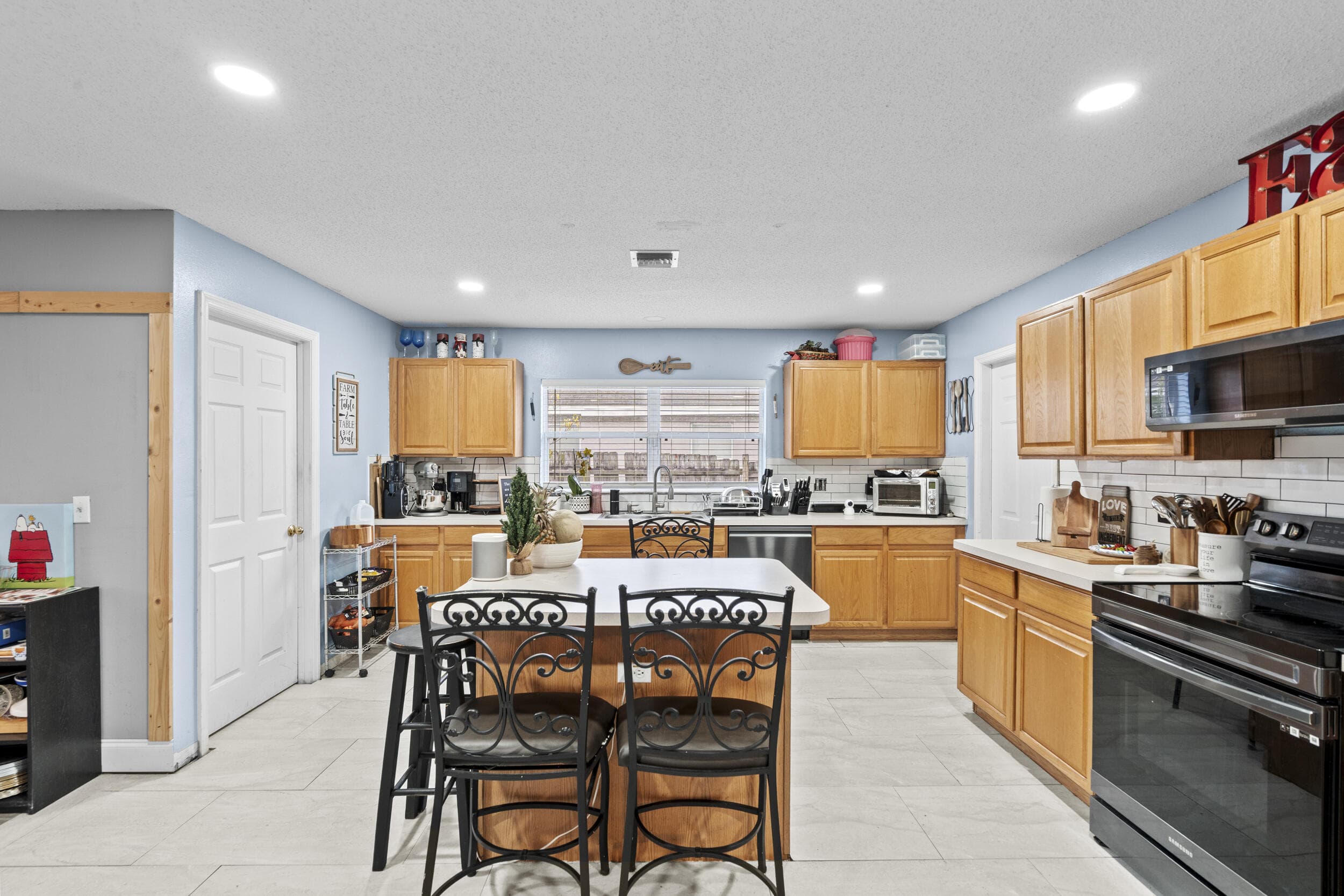 370 SW Tulip Boulevard, Port St. Lucie, FL 34953 — photo 24 of 64