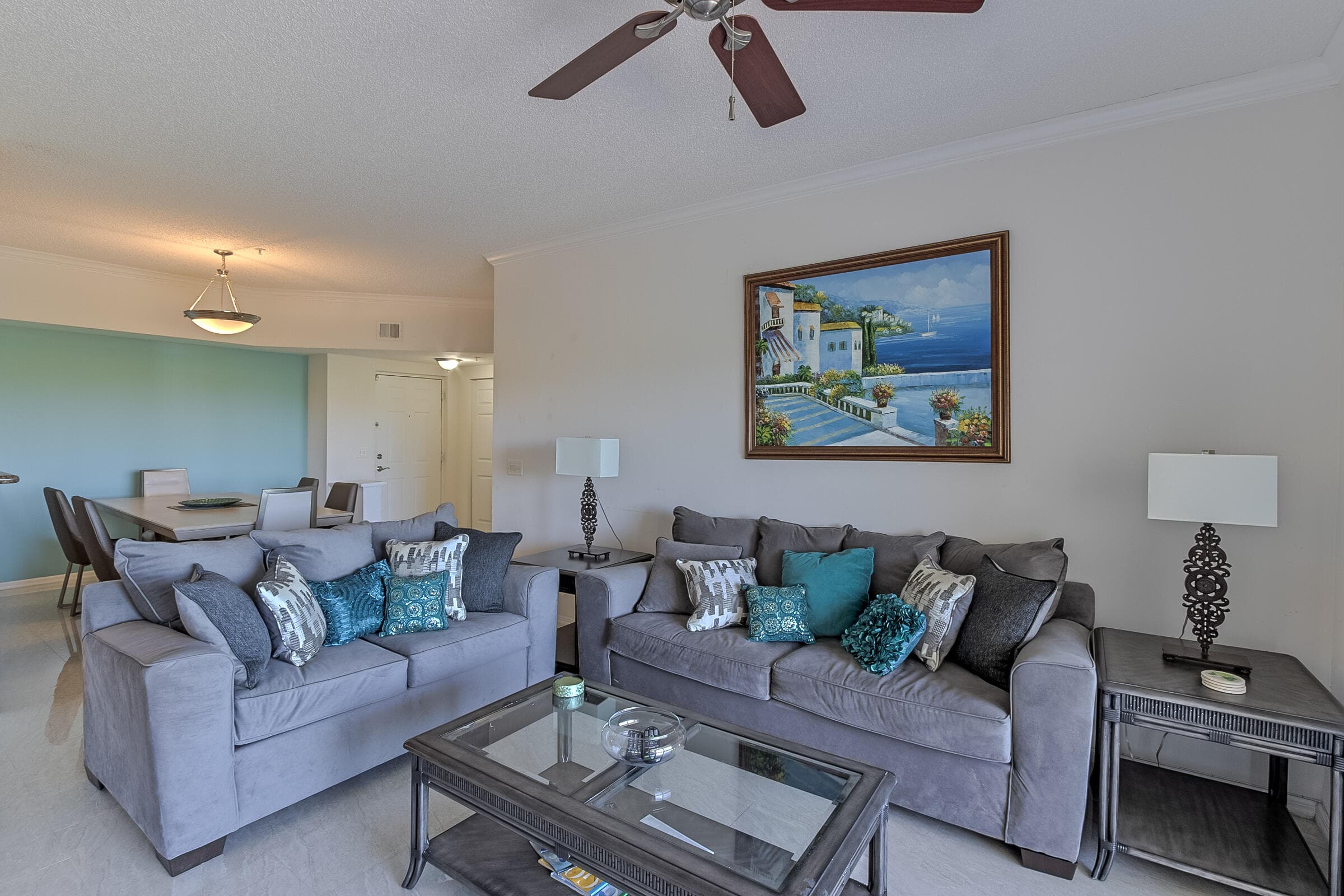Condominium in Boynton Beach — photo 7 of 17