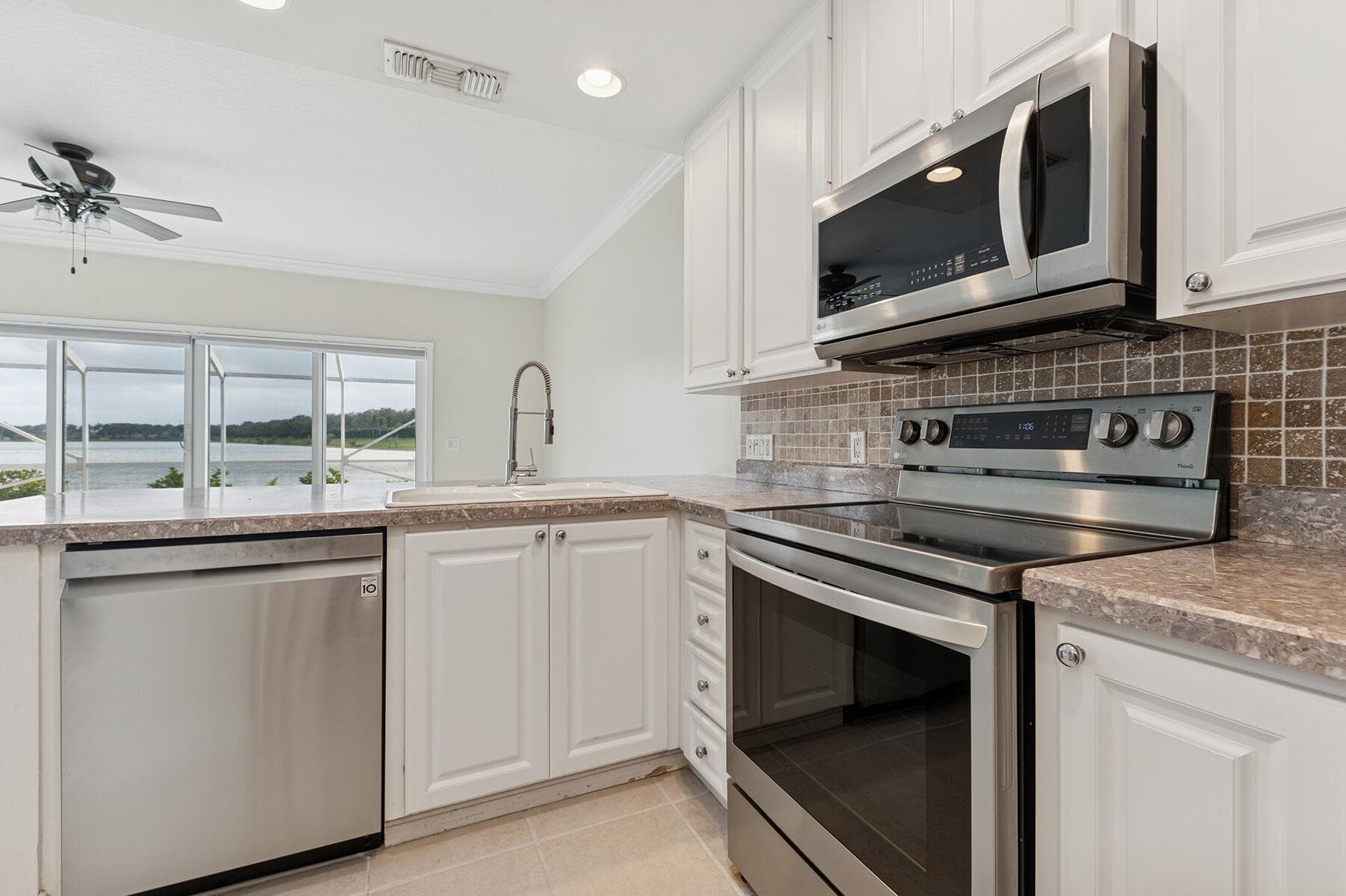 2064 Tigris Drive, West Palm Beach, FL 33411 — photo 8 of 60