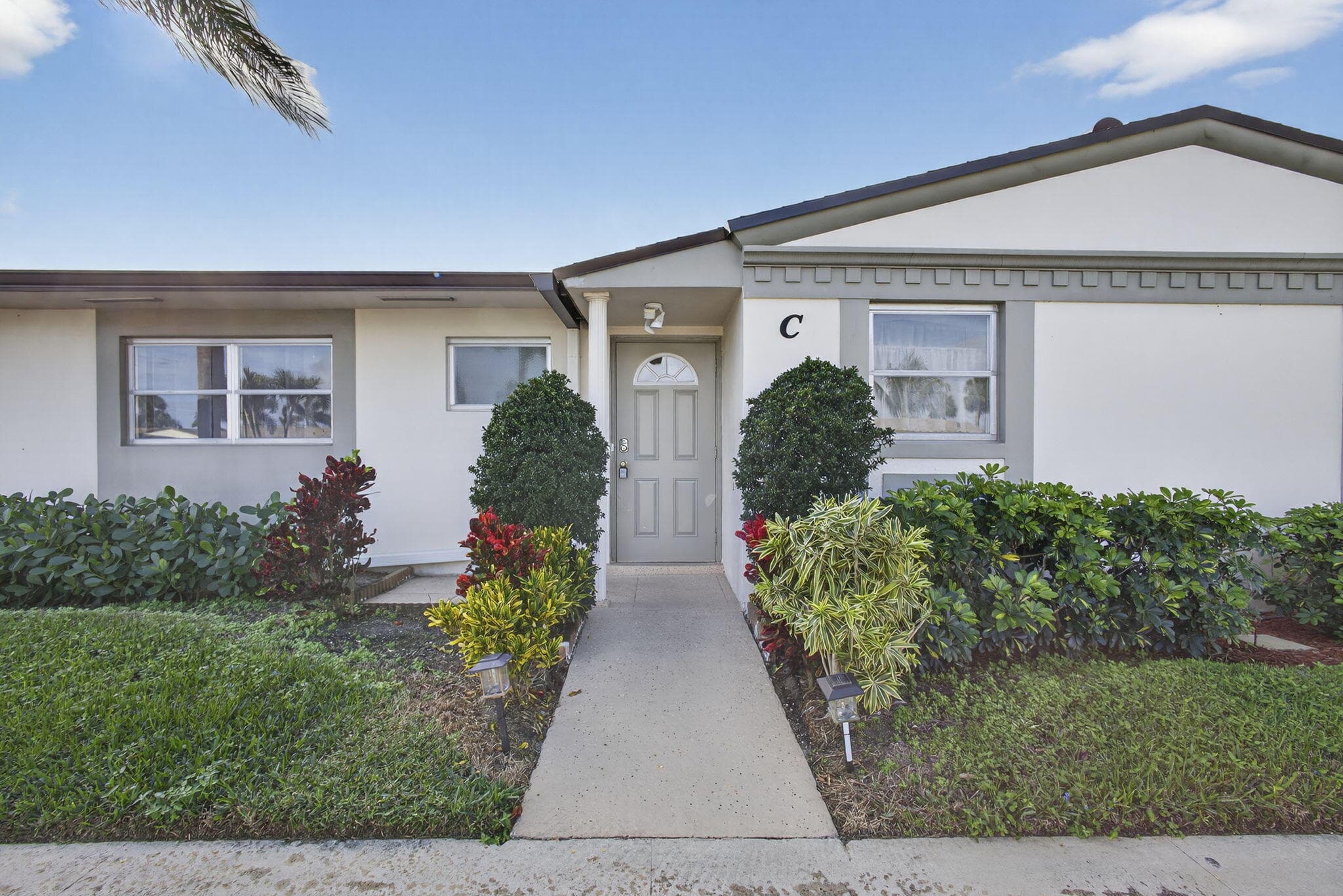 2833 Crosley Drive W C, West Palm Beach, FL 33415 — photo 2 of 31