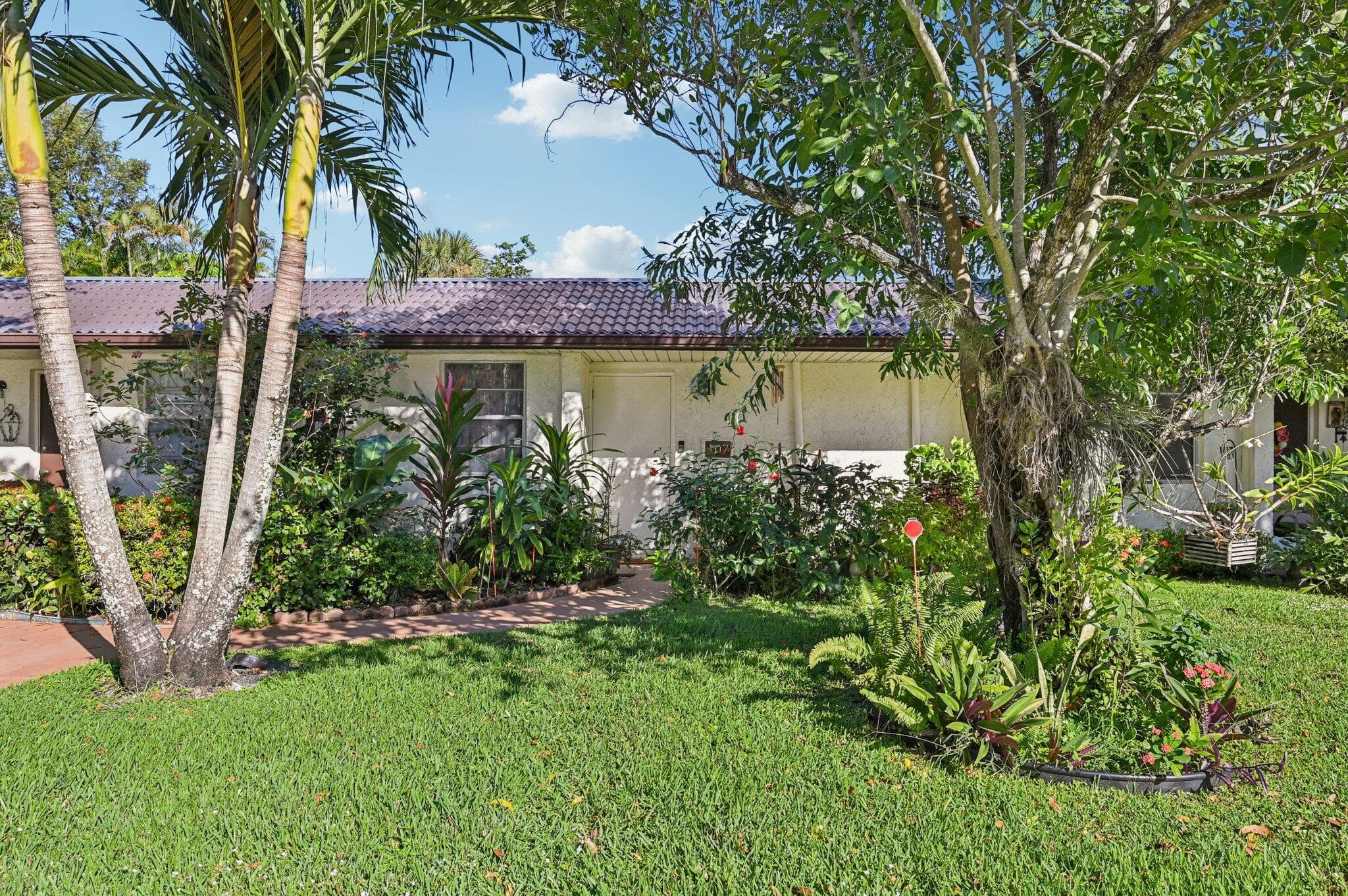 107 Lake Olive Drive, West Palm Beach, FL 33411 — photo 1 of 39