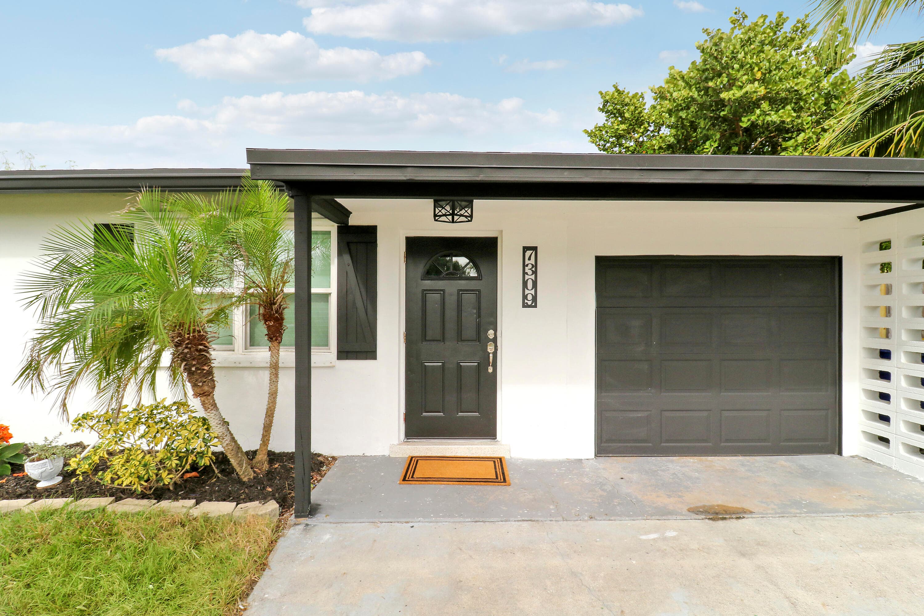 7309 SE Hobe Terrace, Hobe Sound, FL 33455 — photo 2 of 22