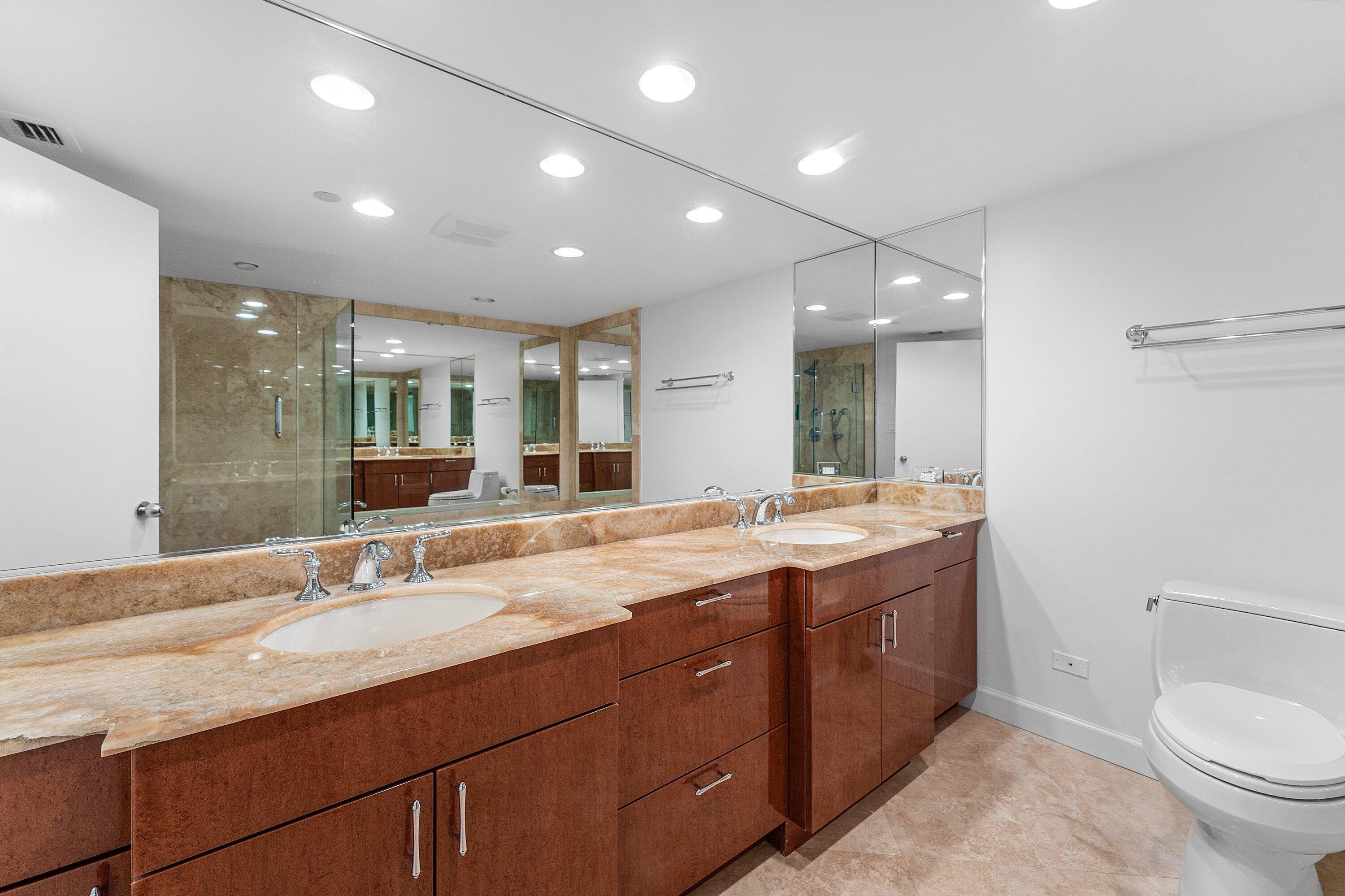 5070 N Ocean Drive 3b, Singer Island, FL 33404 — photo 16 of 48