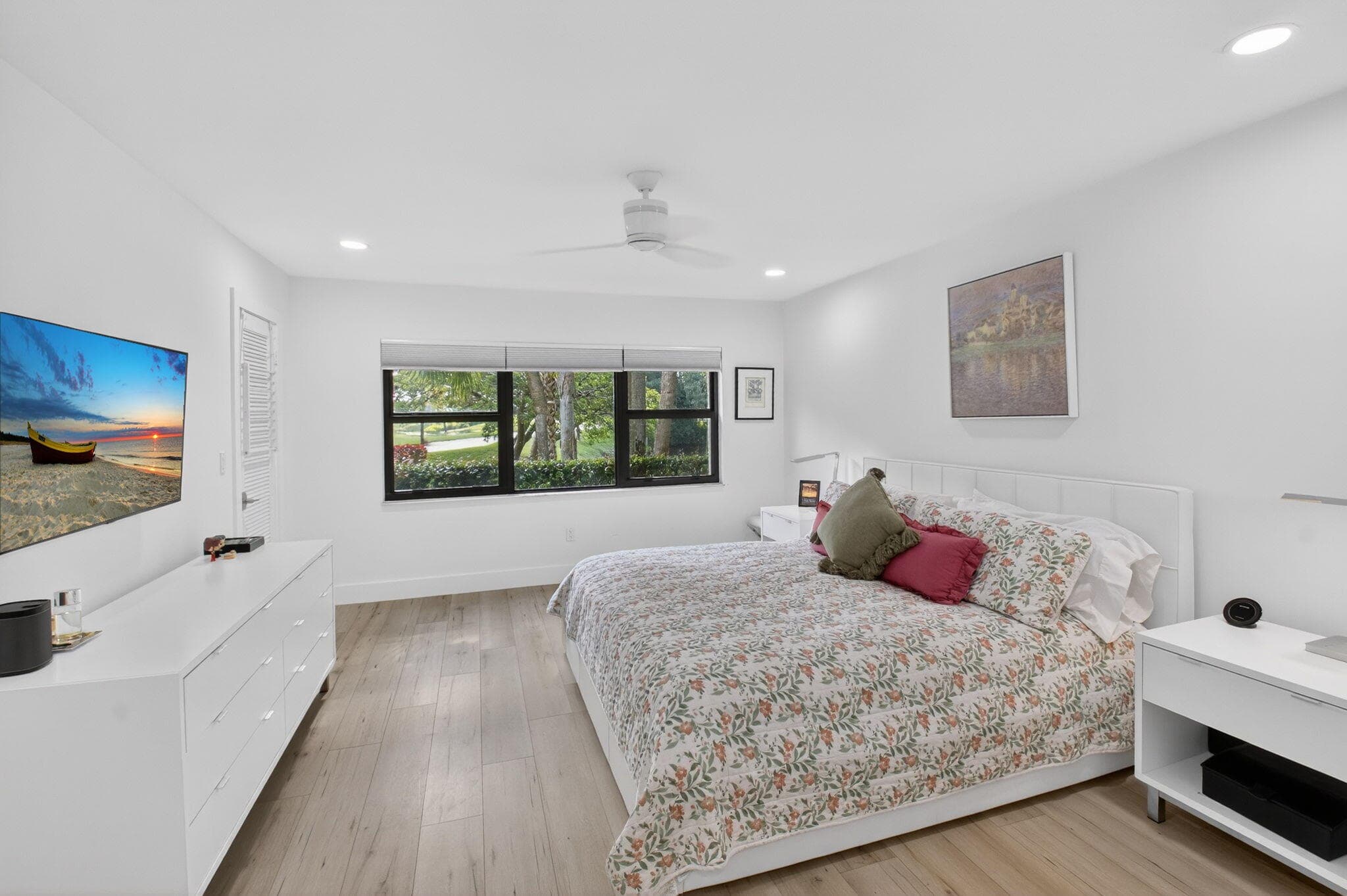 18 Westgate Lane E, Boynton Beach, FL 33436 — photo 9 of 86