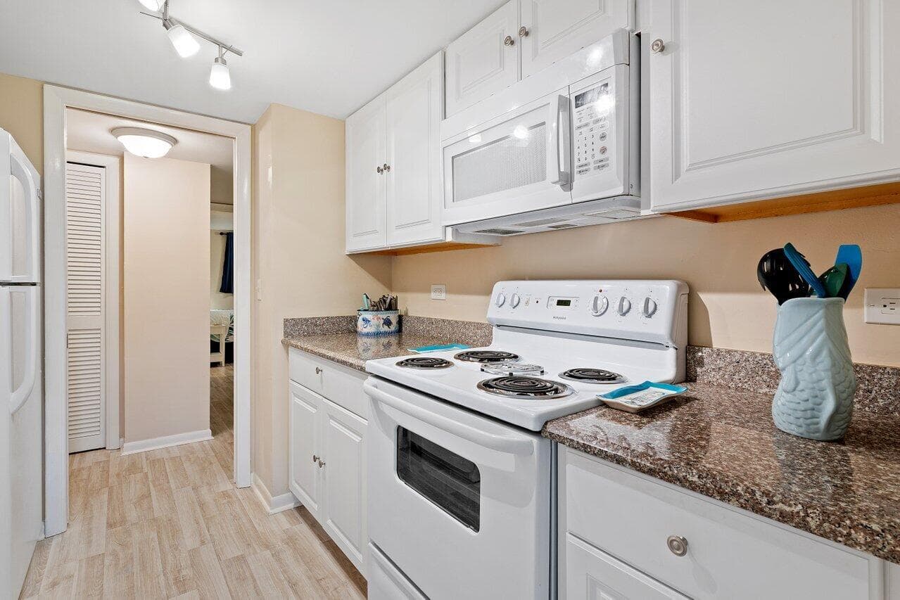 2525 Florida Boulevard 130, Delray Beach, FL 33483 — photo 9 of 32