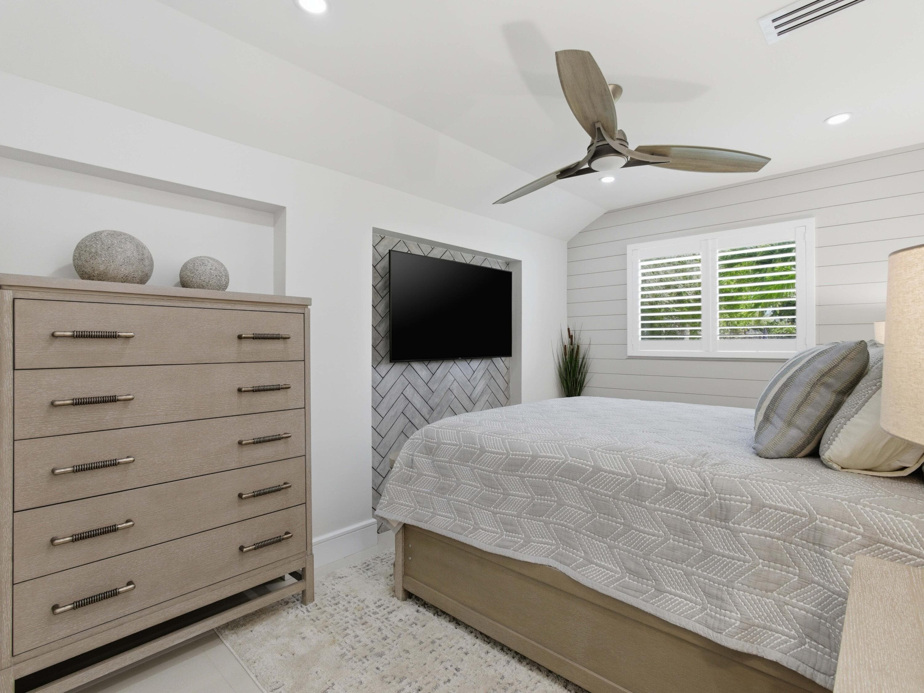 2210 NE 3rd Ave Avenue, Delray Beach, FL 33444 — photo 43 of 68