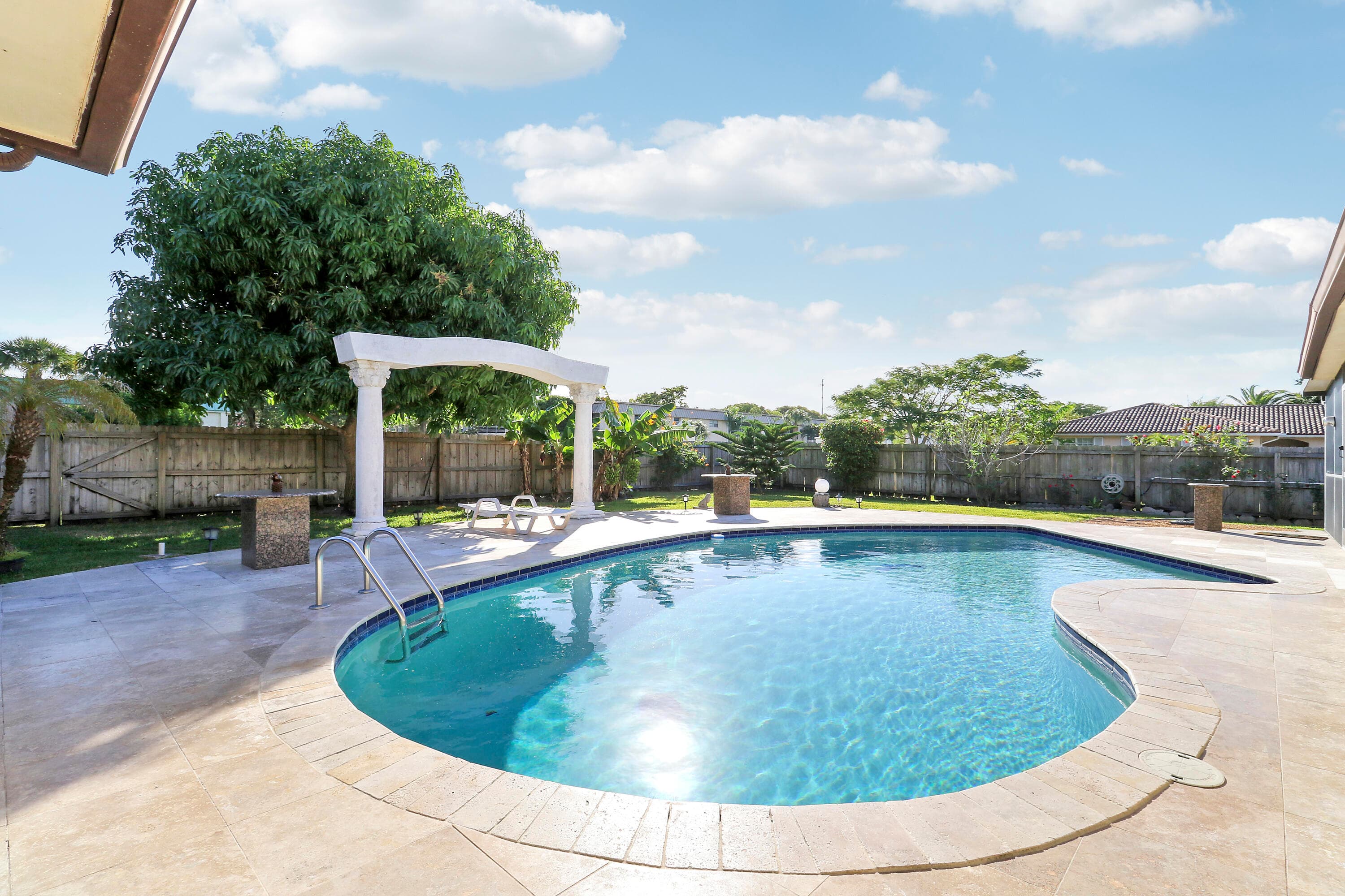 10868 Larch Court, Palm Beach Gardens, FL 33418 — photo 14 of 39