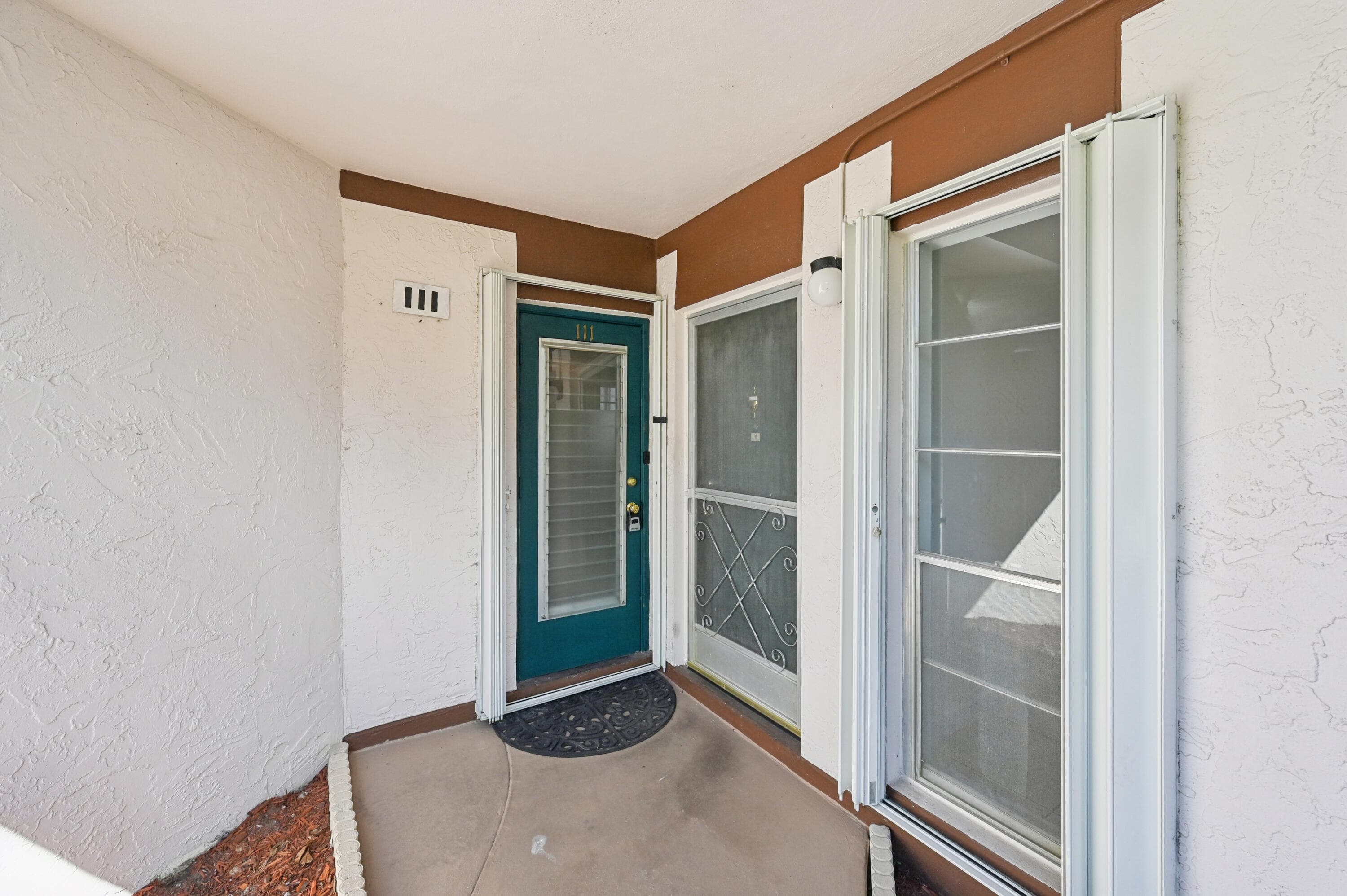 7 N Greenway Village N 111, Royal Palm Beach, FL 33411 — photo 3 of 23