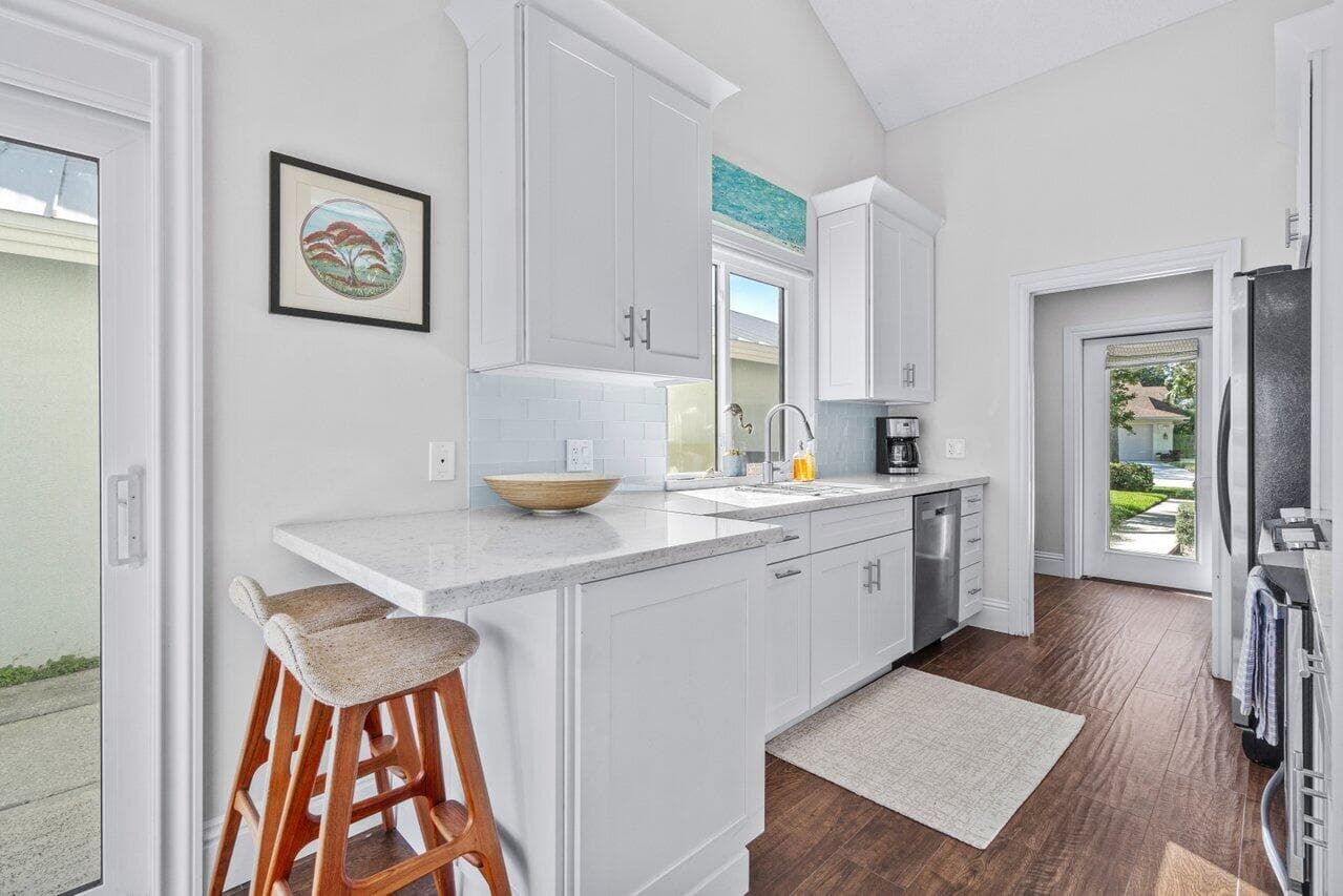 247 River Park Drive, Jupiter, FL 33477 — photo 8 of 45
