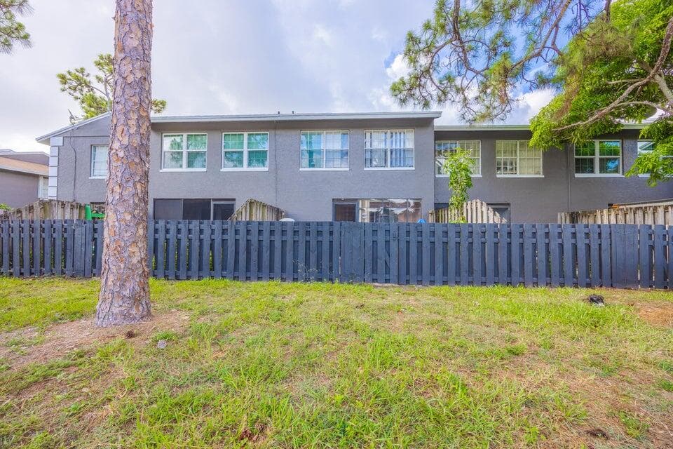 5076 Society Place W B, West Palm Beach, FL 33415 — photo 25 of 33