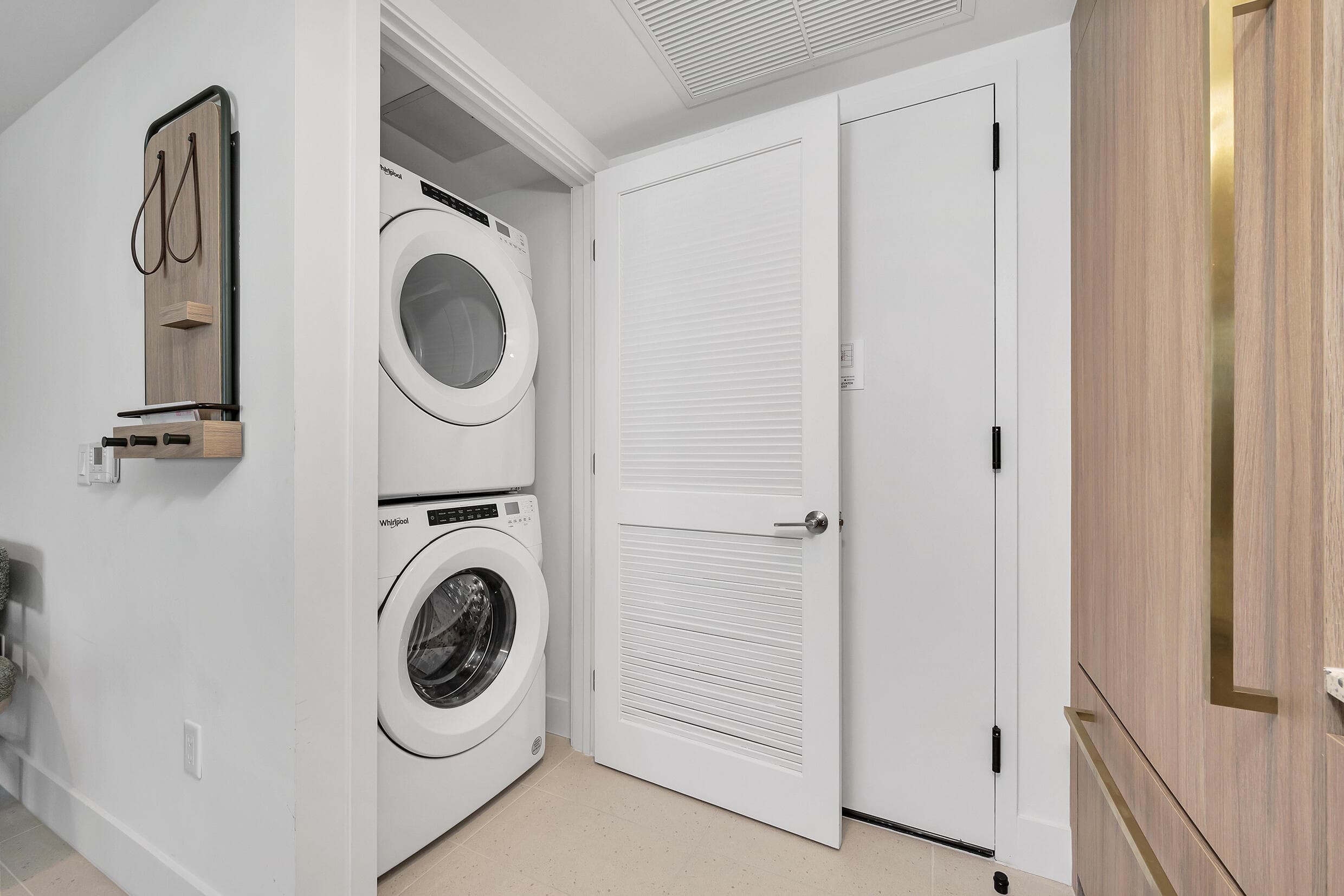 601 NE 1st Avenue 3809, Miami, FL 33132 — photo 19 of 40