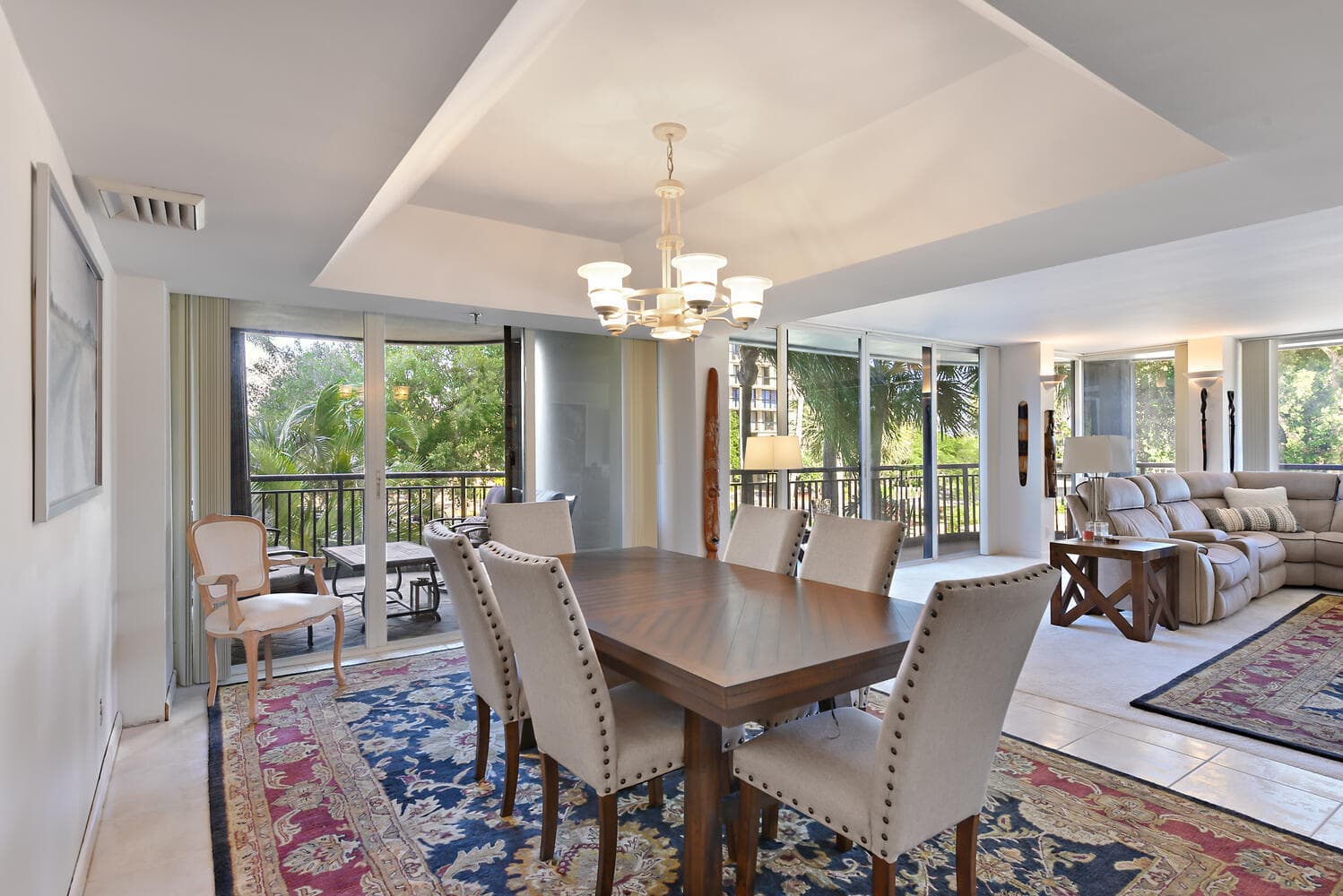 2427 Presidential Way 204, West Palm Beach, FL 33401 — photo 6 of 35