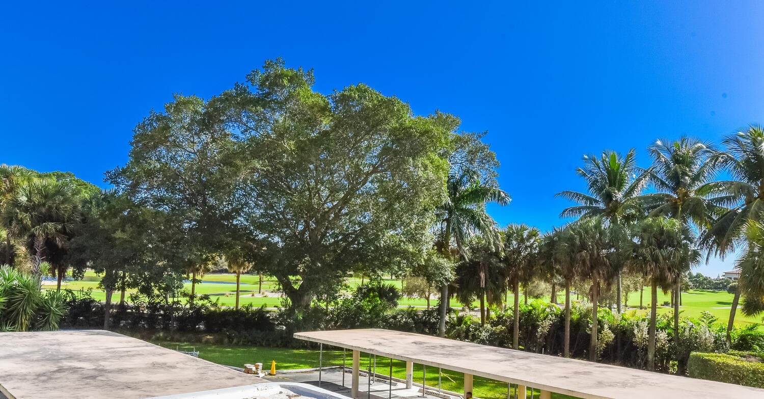 2427 Presidential Way 204, West Palm Beach, FL 33401 — photo 28 of 35