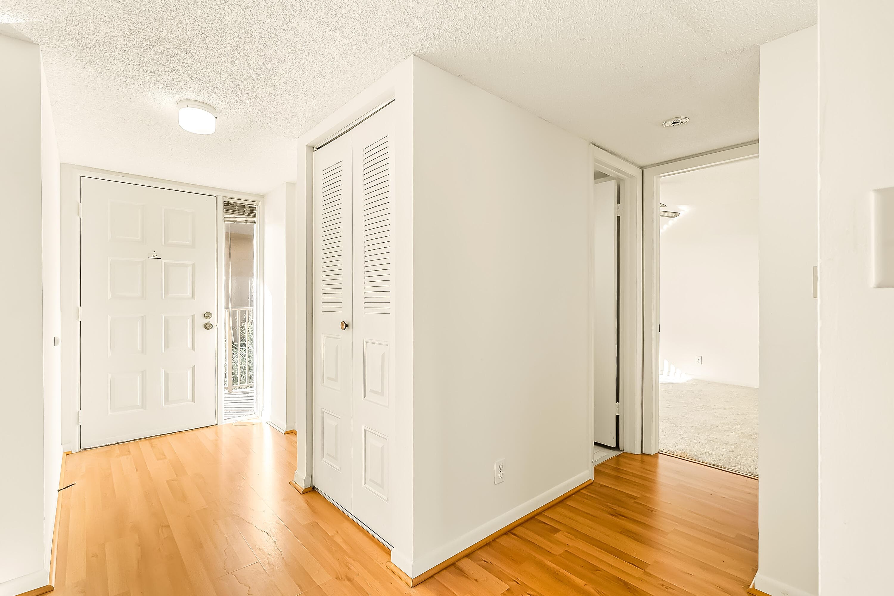 8030 Hampton Boulevard 502, North Lauderdale, FL 33068 — photo 12 of 51