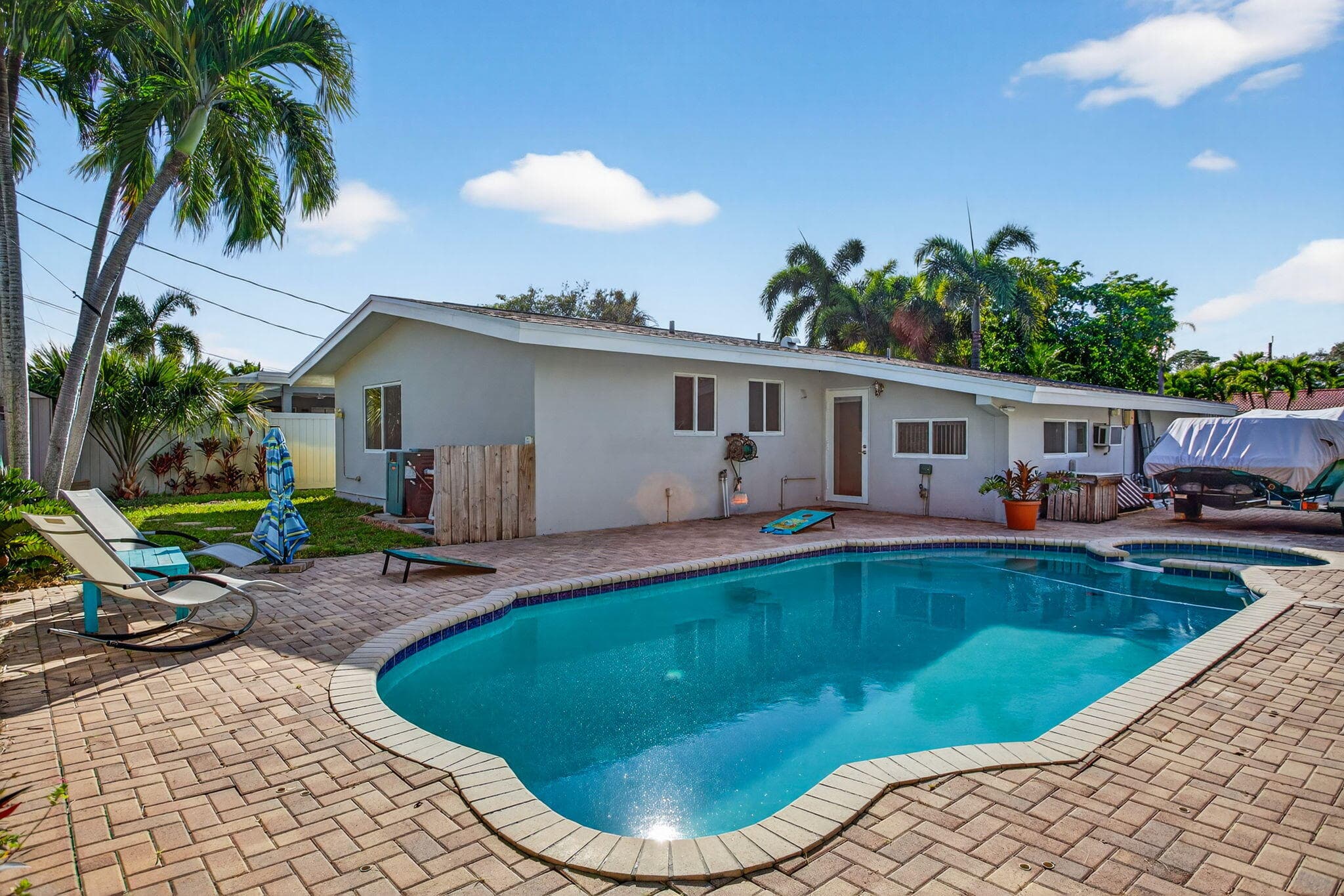3792 NE 19th Avenue, Oakland Park, FL 33308 — photo 5 of 56