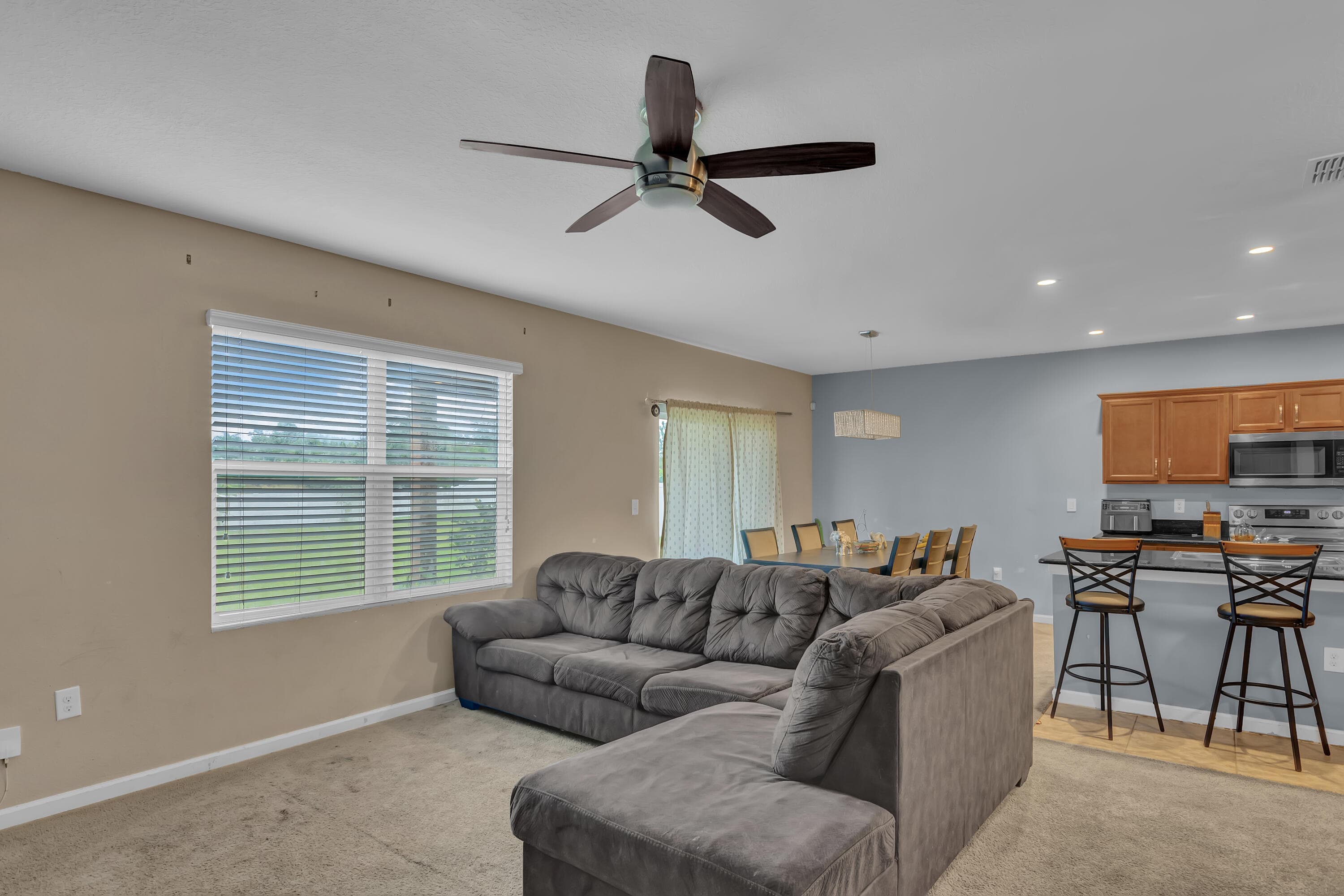 1615 Lexington Square SW, Vero Beach, FL 32962 — photo 5 of 31