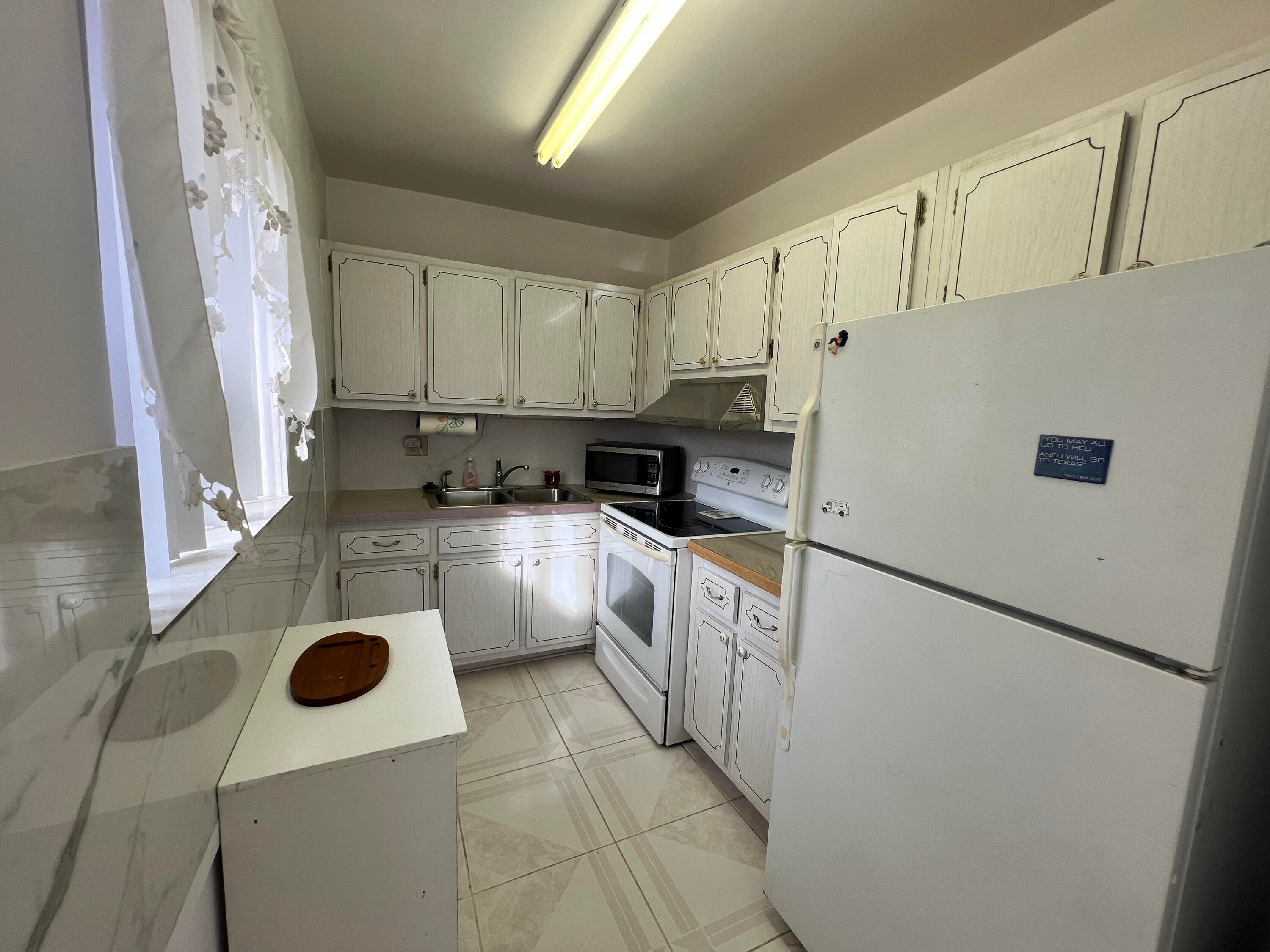 2840 Cynthia Lane 207, Lake Worth Beach, FL 33461 — photo 11 of 29