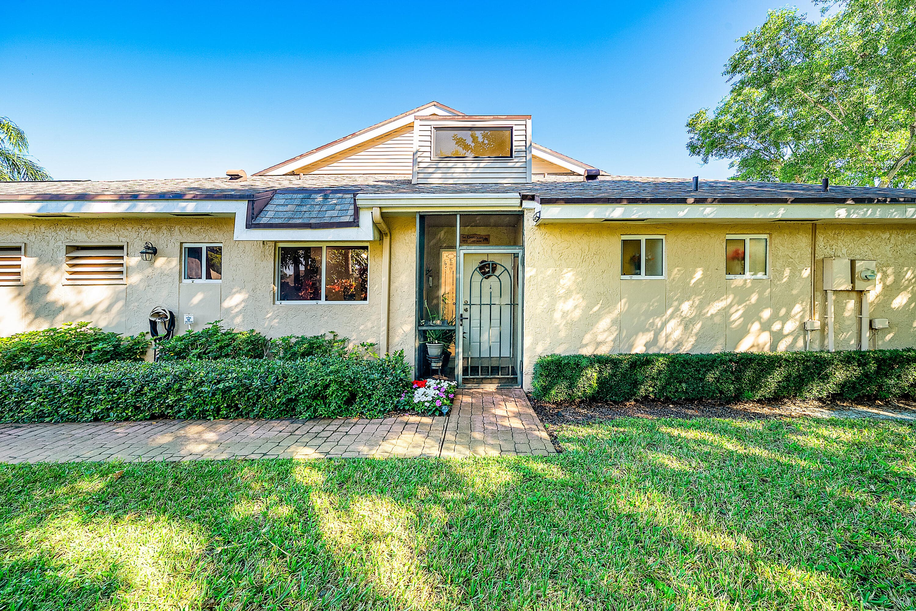6858 Fountains Circle, Lake Worth, FL 33467 — photo 8 of 52