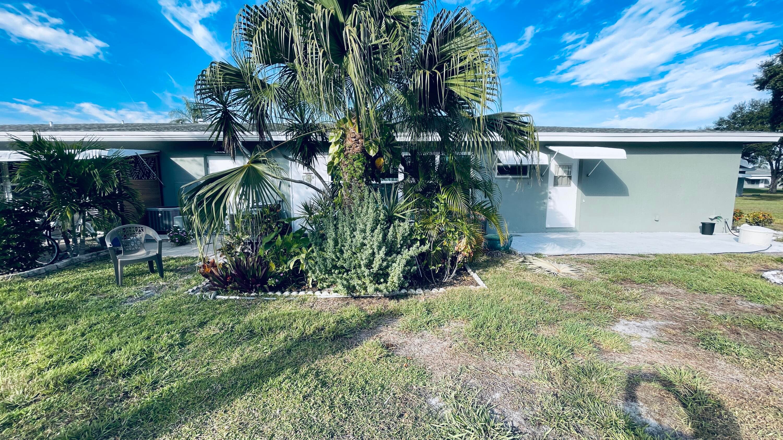 910 South Drive B, Delray Beach, FL 33445 — photo 14 of 25