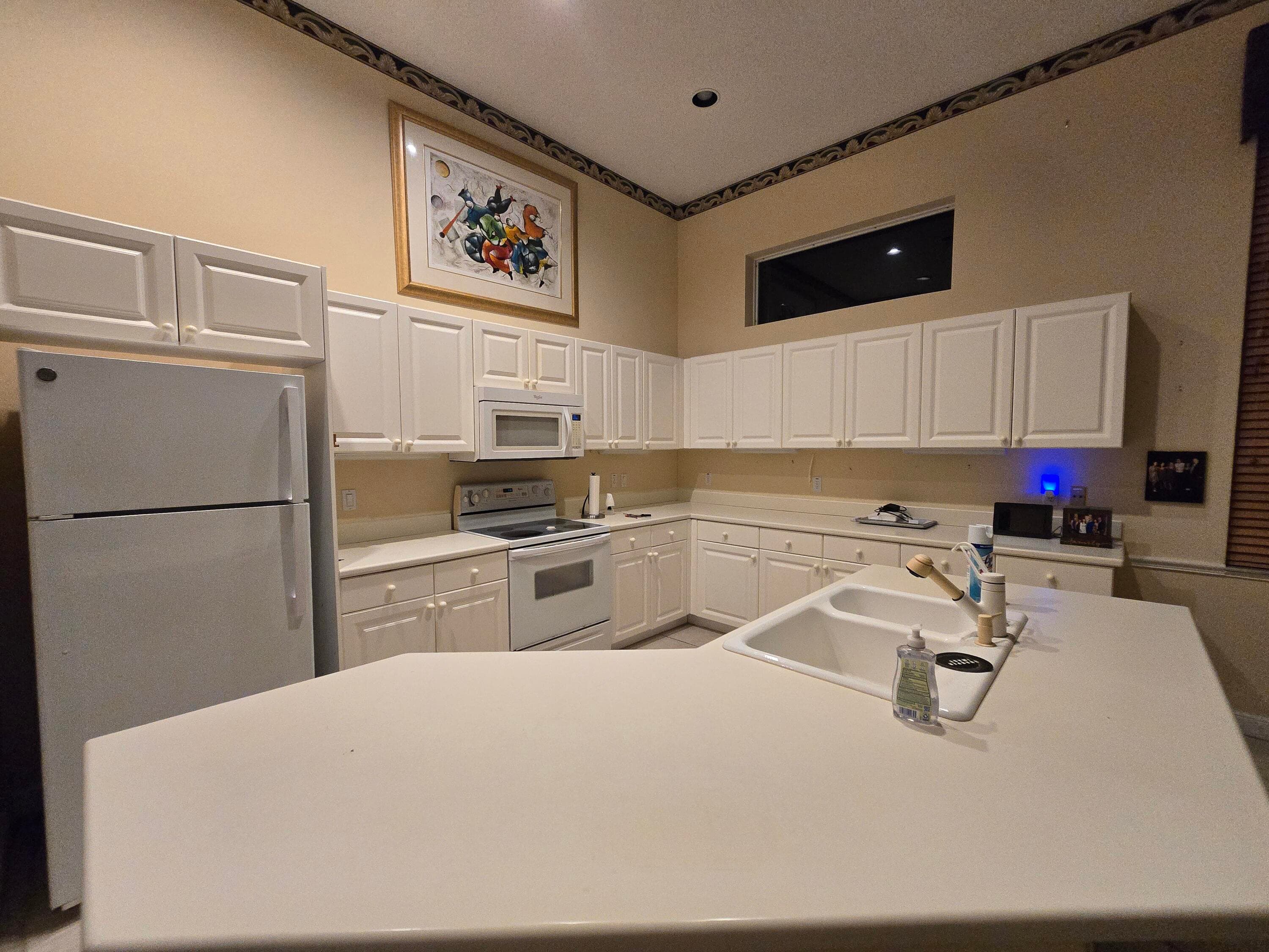 6846 Fairway Lakes Drive, Boynton Beach, FL 33472 — photo 9 of 32