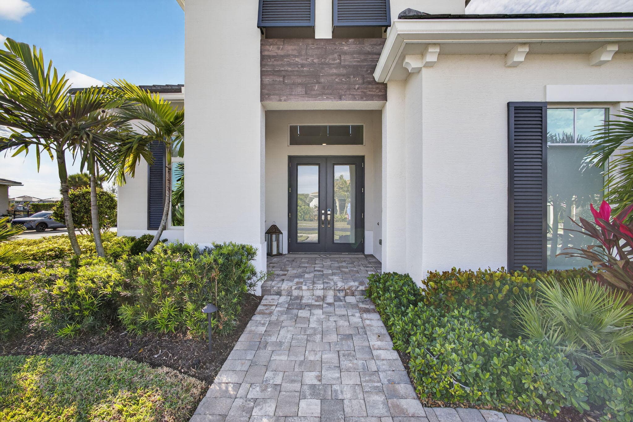 9261 Coral Isles Circle, Palm Beach Gardens, FL 33412 — photo 19 of 158