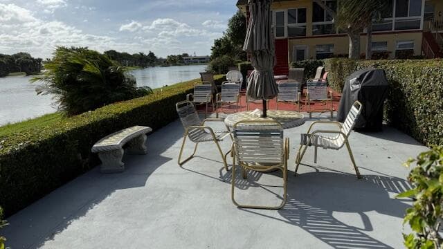 100 Stratford H, West Palm Beach, FL 33417 — photo 3 of 21