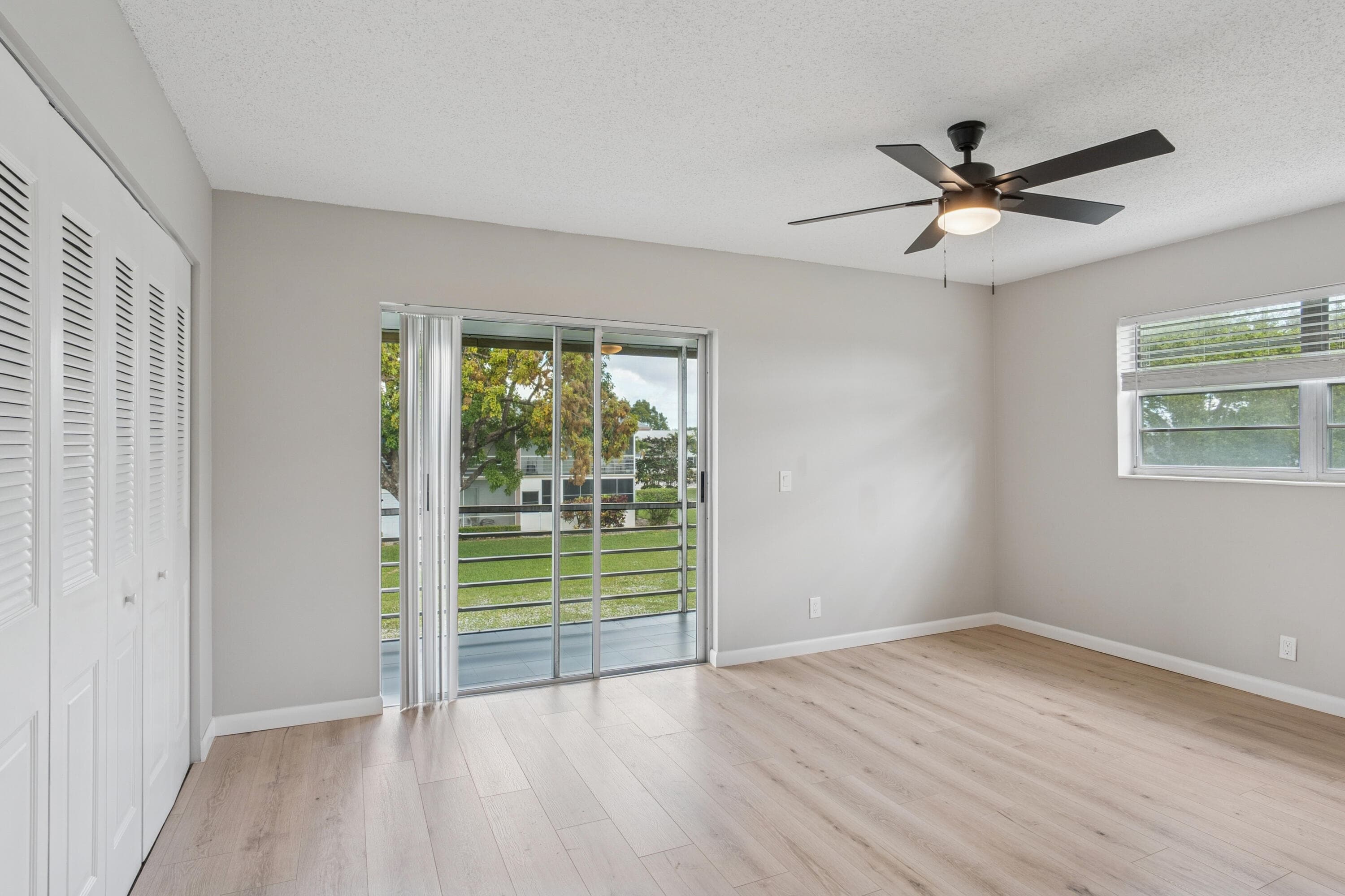 244 Camden J, West Palm Beach, FL 33417 — photo 11 of 19