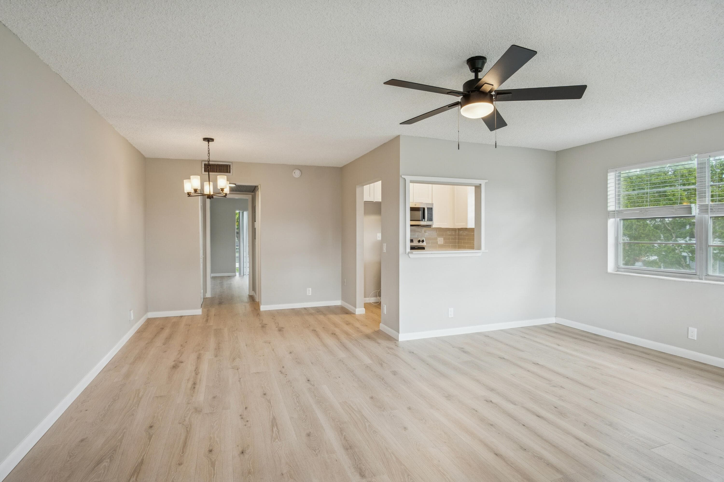 244 Camden J, West Palm Beach, FL 33417 — photo 1 of 19
