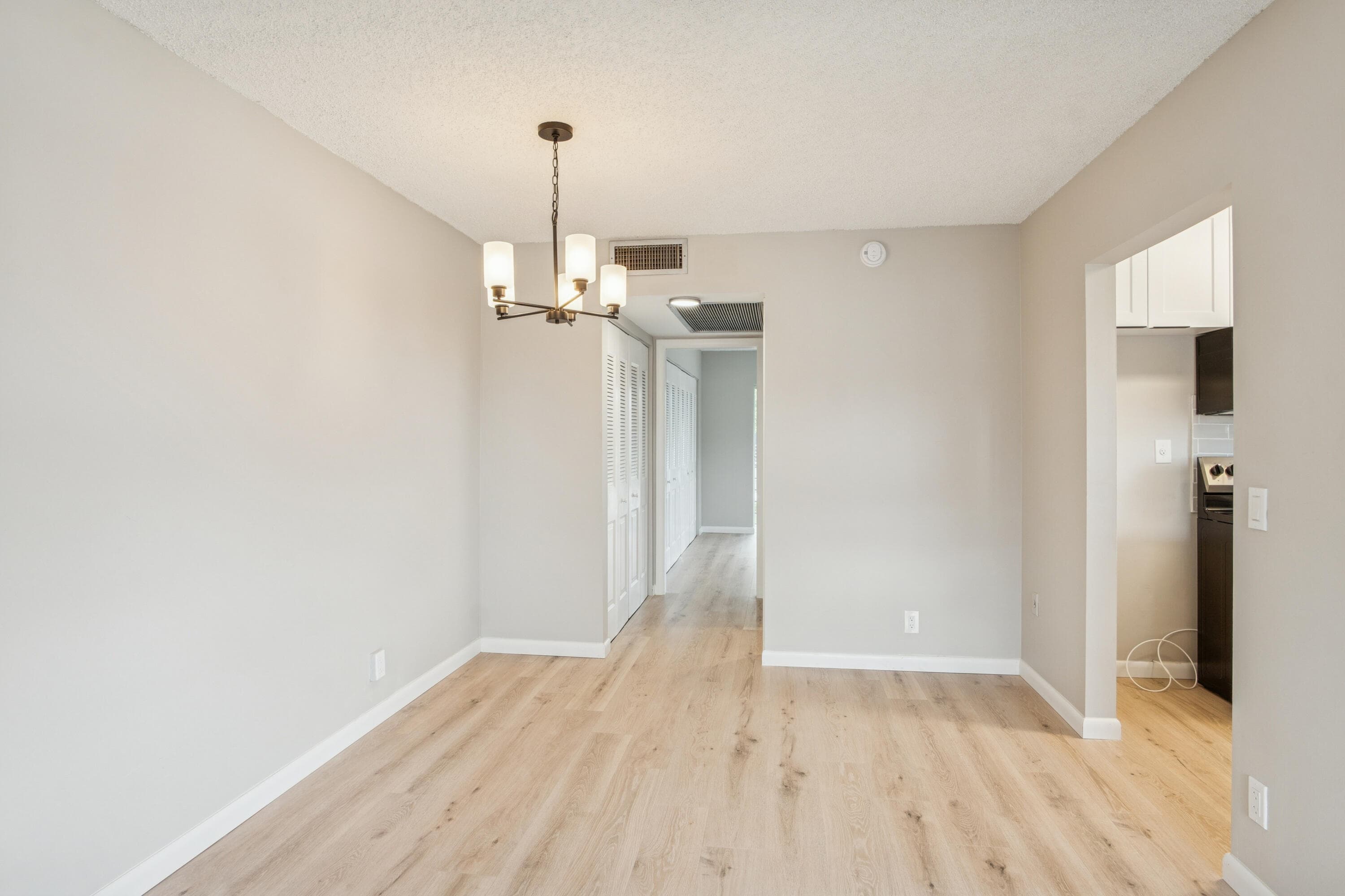 244 Camden J, West Palm Beach, FL 33417 — photo 8 of 19
