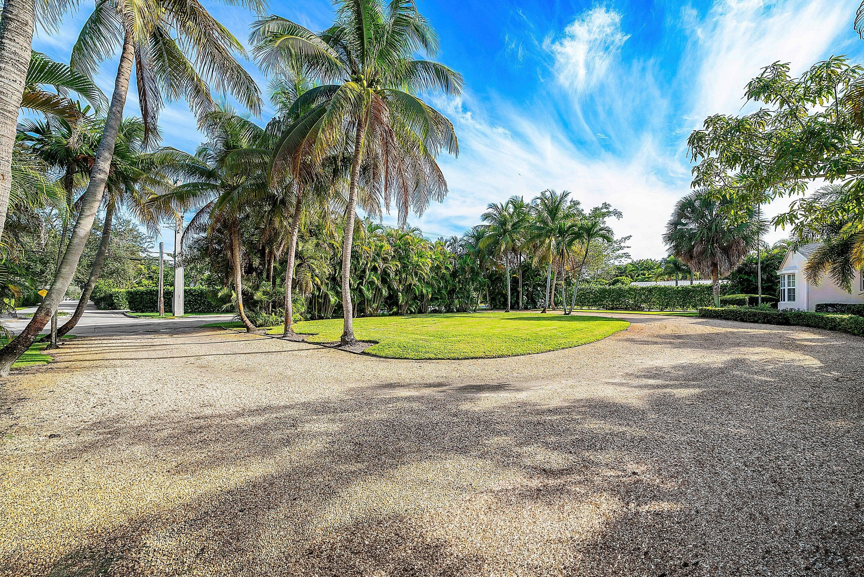 1202 N Swinton Avenue, Delray Beach, FL 33444 — photo 5 of 32