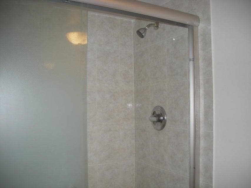 2885 SW 22nd Avenue 106, Delray Beach, FL 33445 — photo 10 of 18