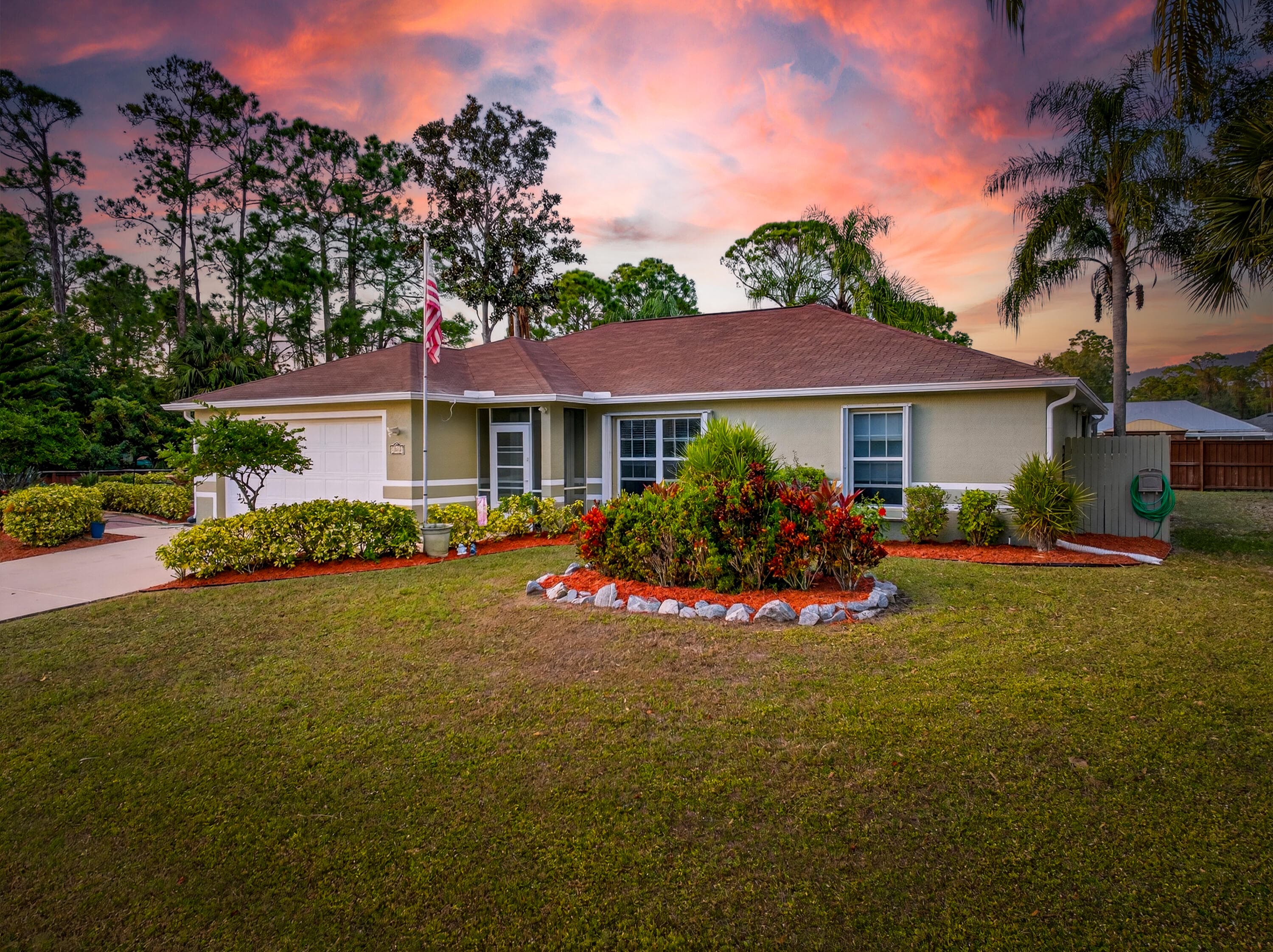 1585 Degamma Street NW, Palm Bay, FL 32907 — photo 1 of 23