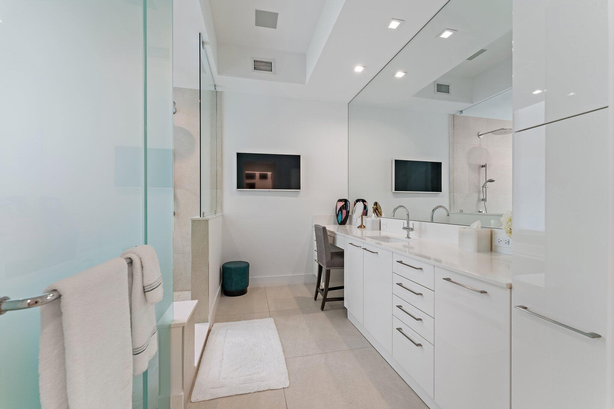 3 Water Club Way 1902, North Palm Beach, FL 33408 — photo 18 of 93