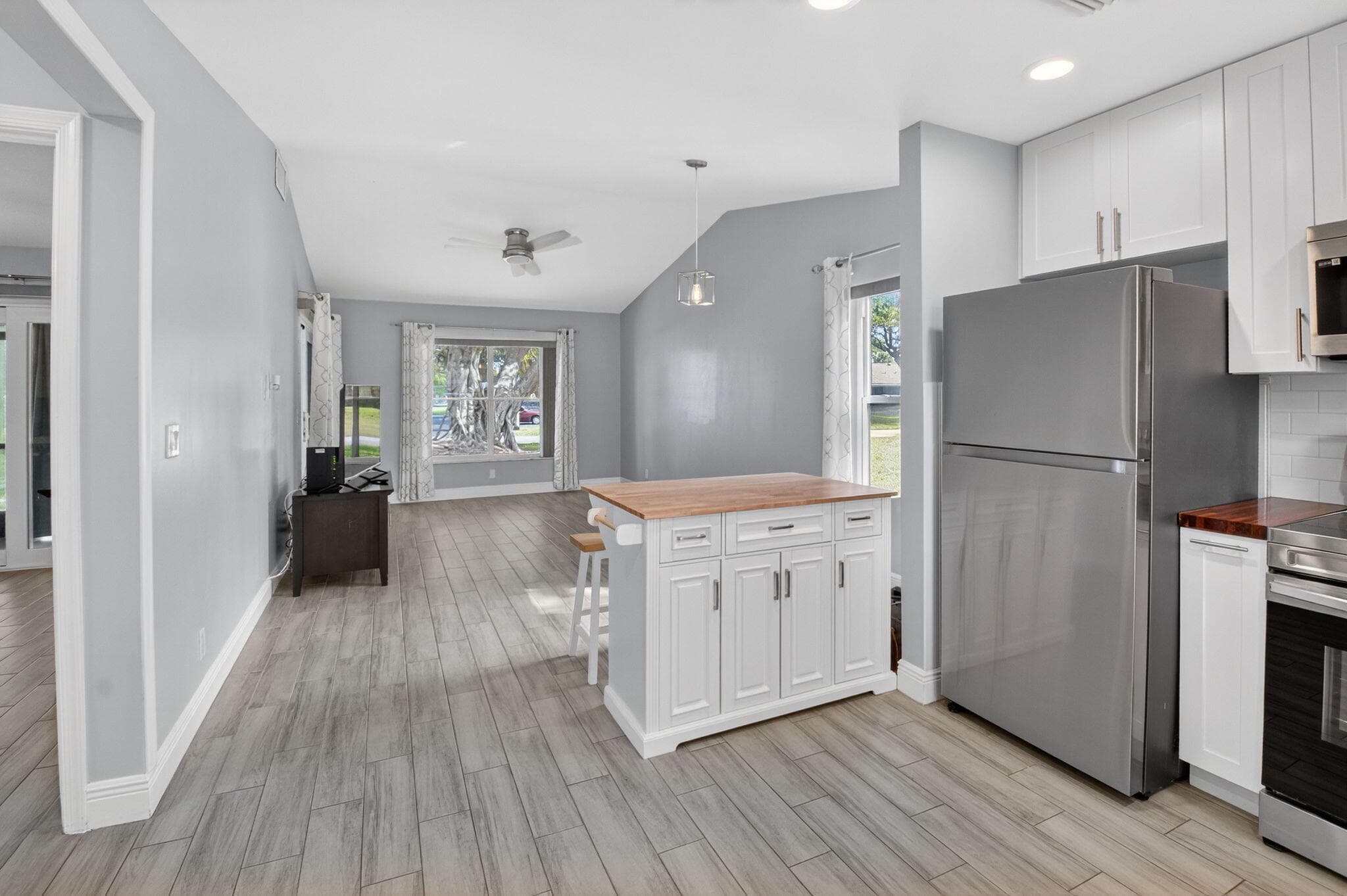 28 Via De Casas Norte 28, Boynton Beach, FL 33426 — photo 7 of 48