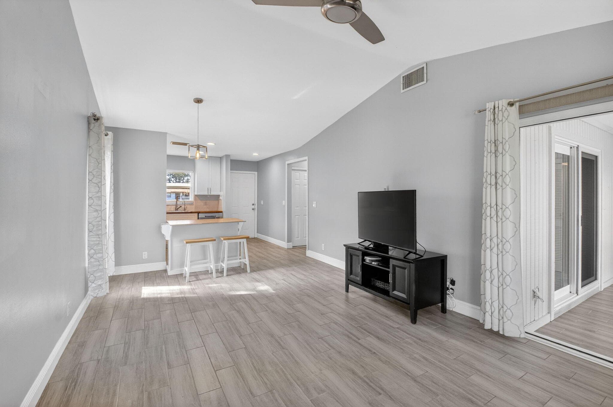 28 Via De Casas Norte 28, Boynton Beach, FL 33426 — photo 14 of 48