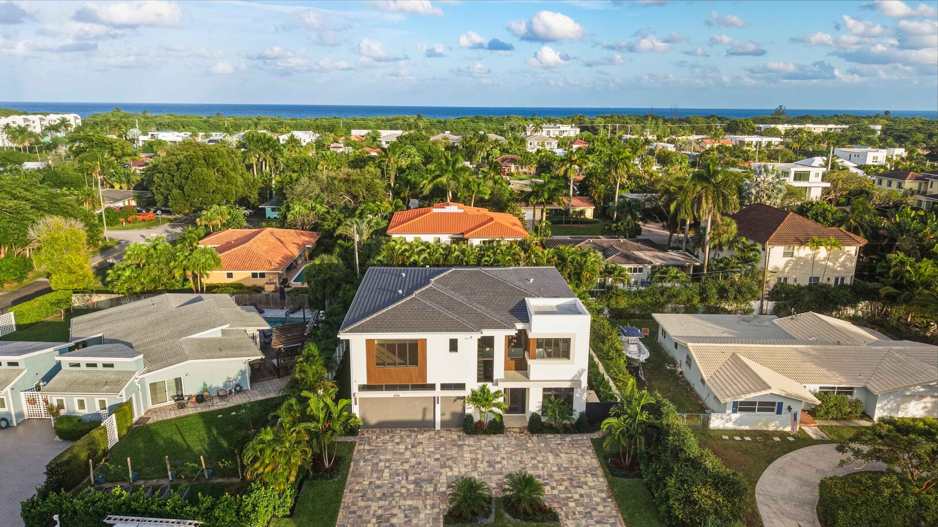 450 NE Spanish Court, Boca Raton, FL 33432 — photo 31 of 32