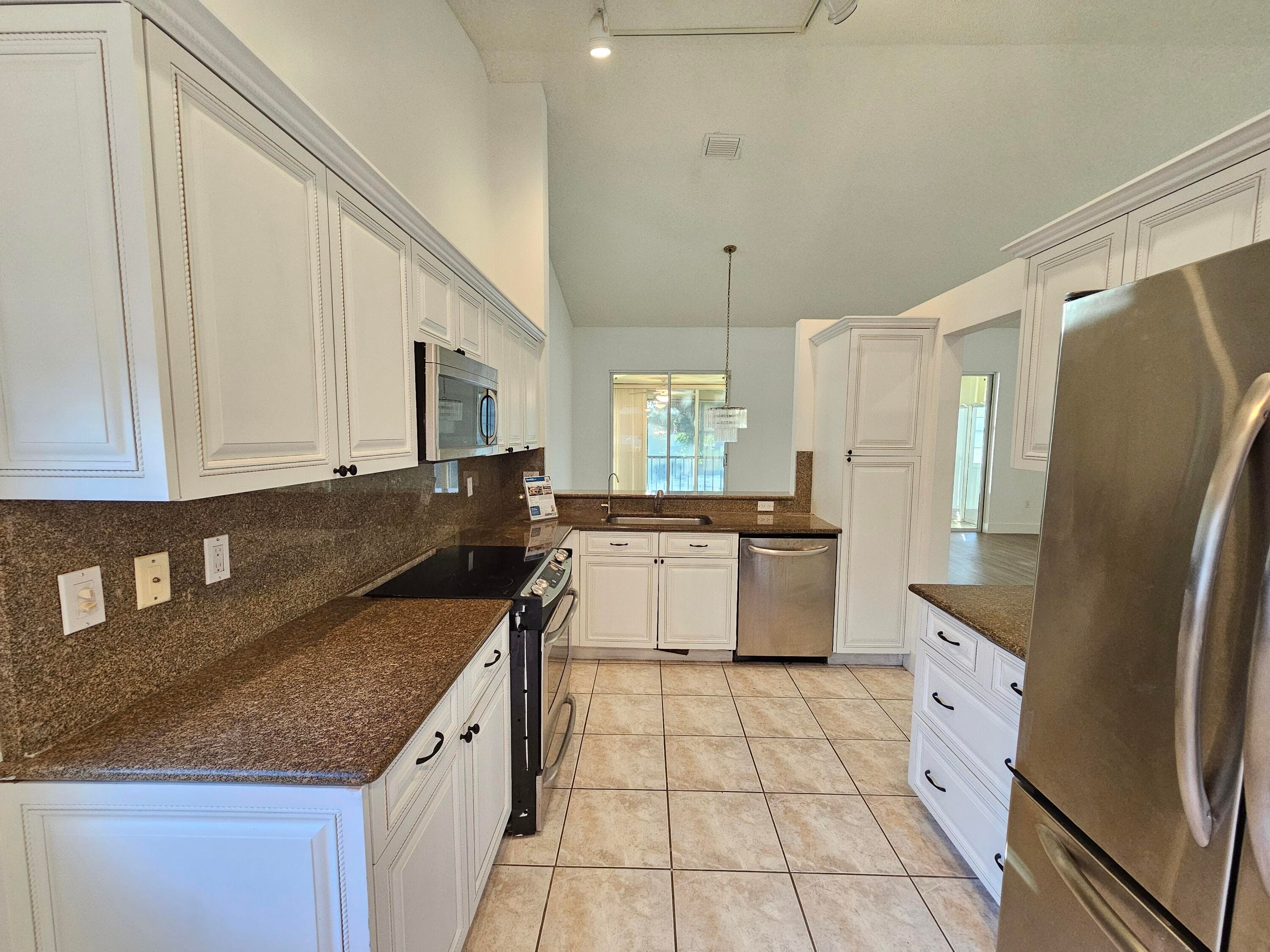 9637 Shadybrook Drive 201, Boynton Beach, FL 33437 — photo 10 of 24