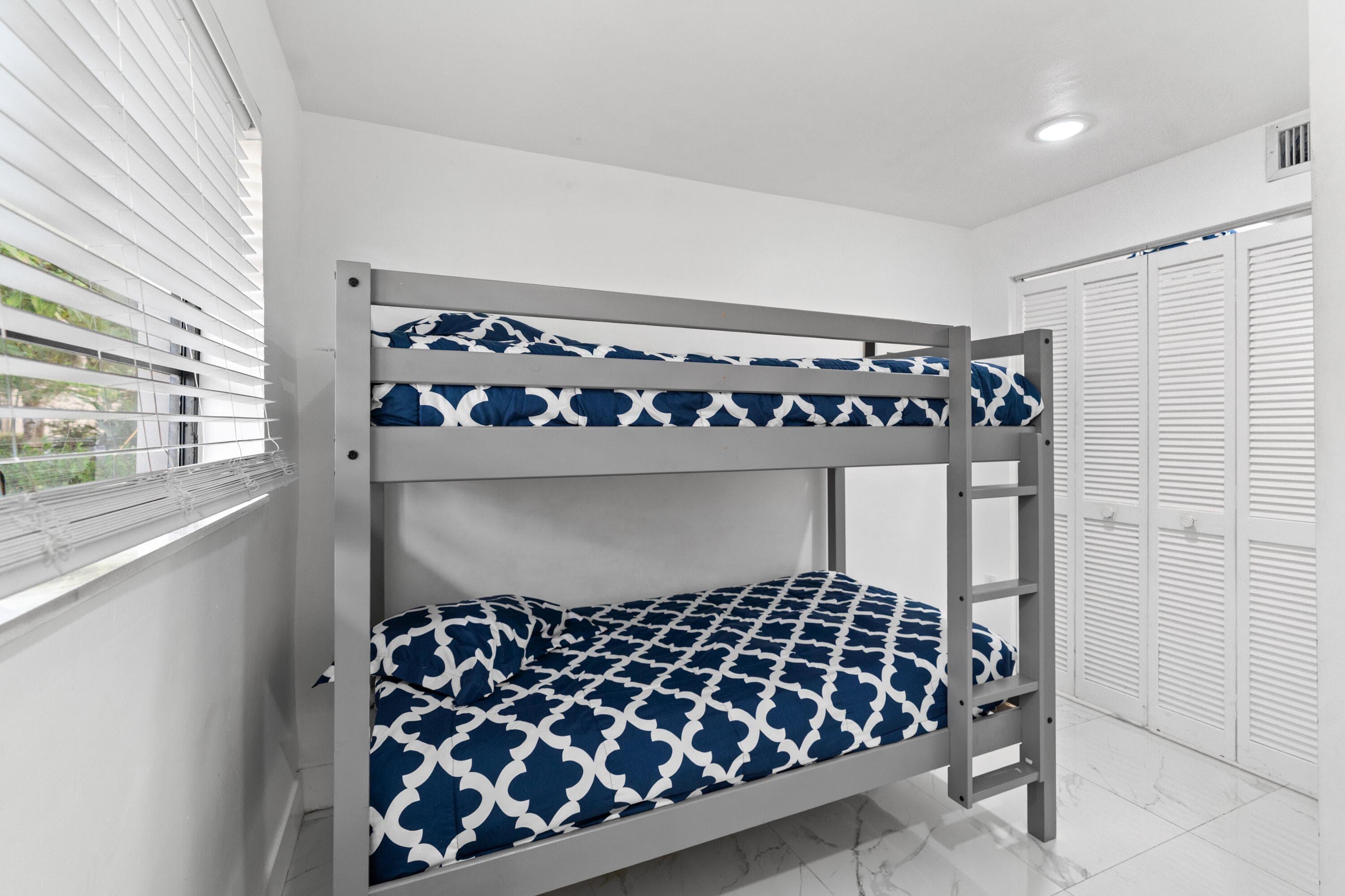12805 NW 6th Avenue, North Miami, FL 33168 — photo 28 of 37
