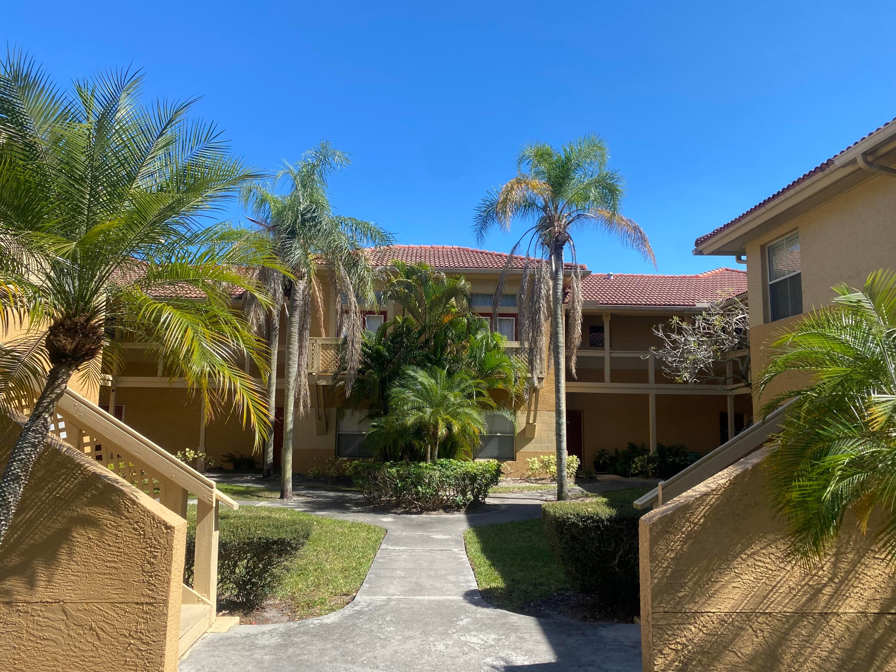 4863 Via Palm Lakes 804, West Palm Beach, FL 33417 — photo 11 of 12