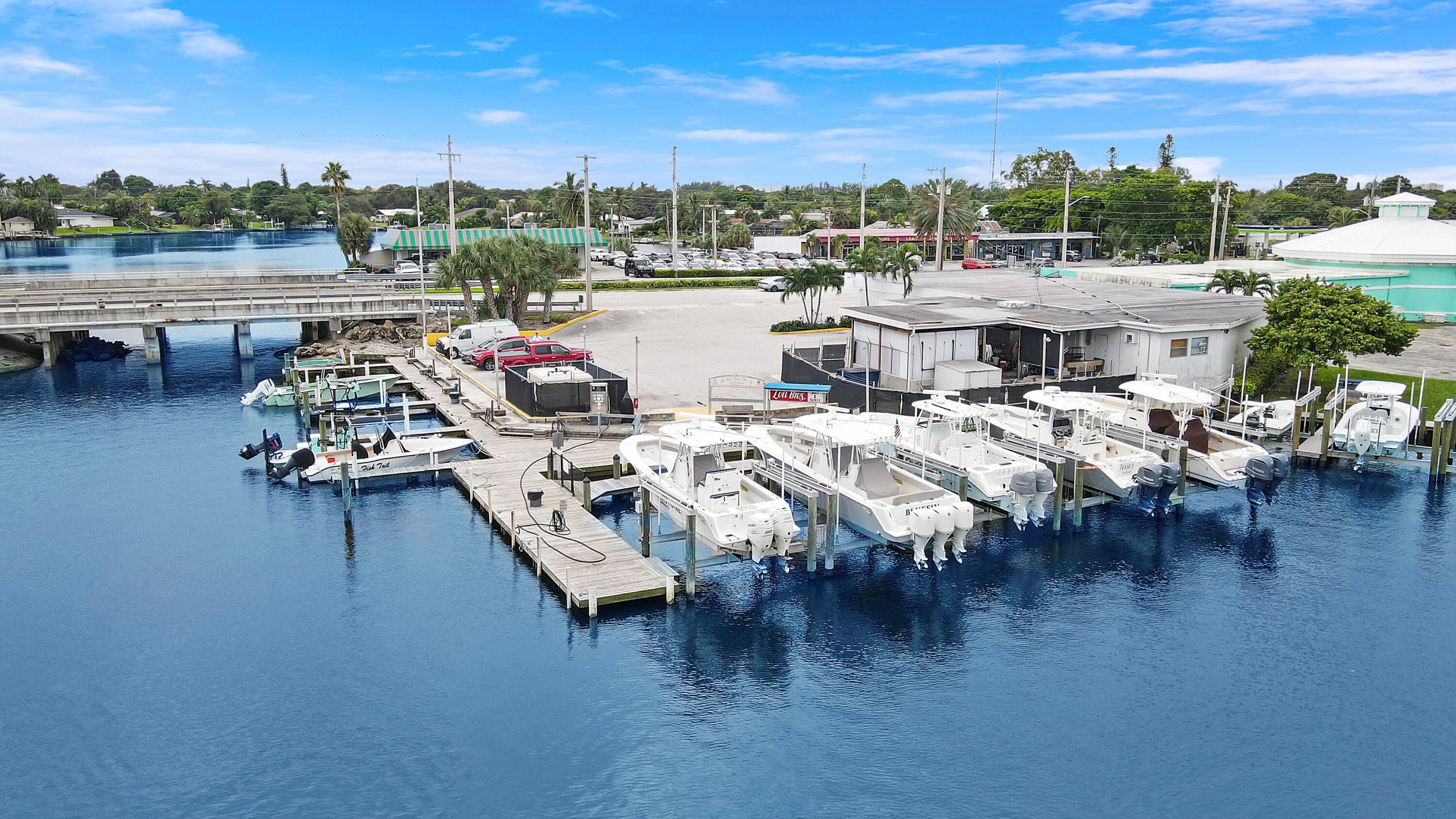 631 Northlake Boulevard, North Palm Beach, FL 33408 — photo 4 of 5
