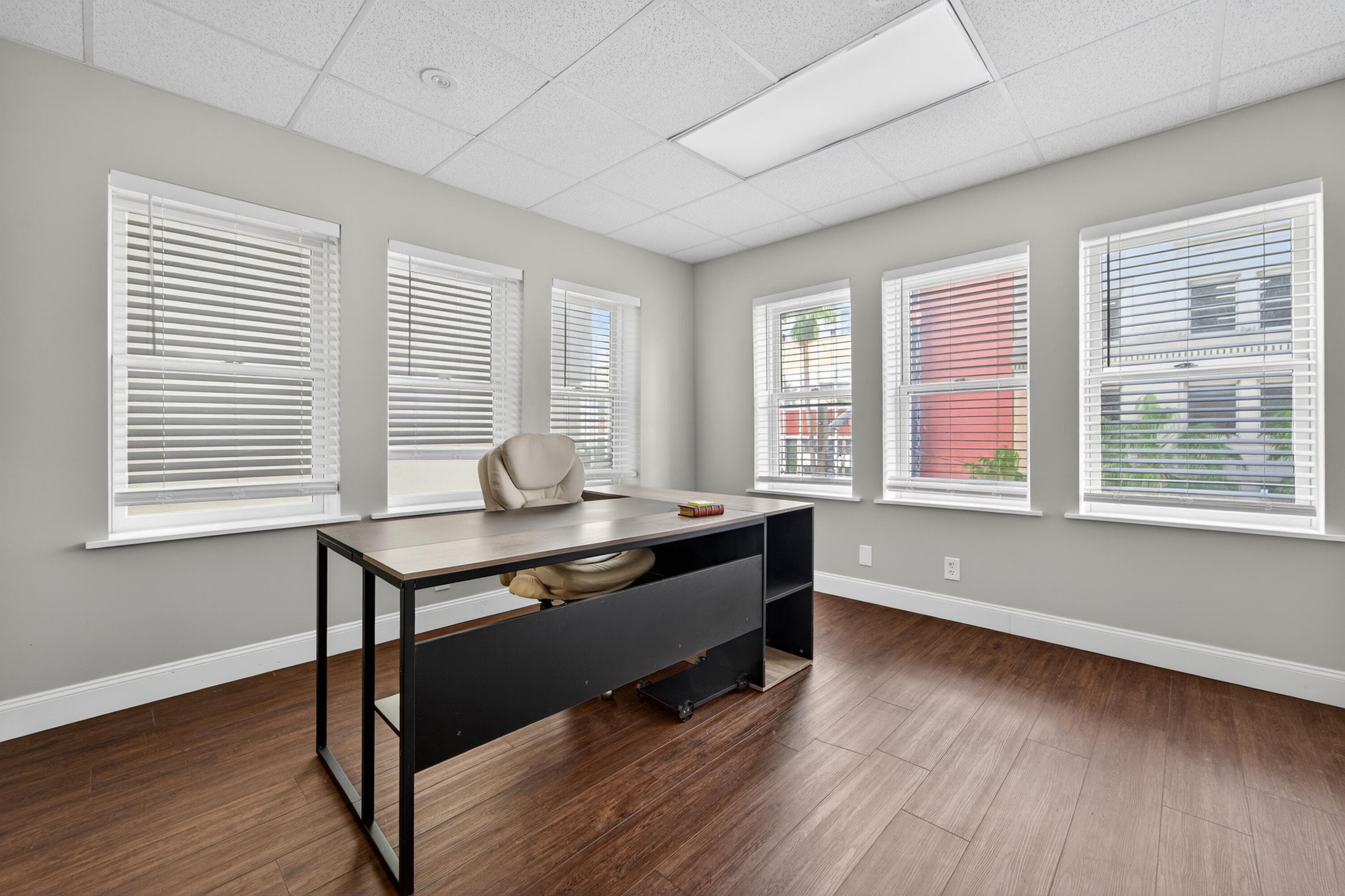 120 S Olive Avenue 303, West Palm Beach, FL 33401 — photo 3 of 28
